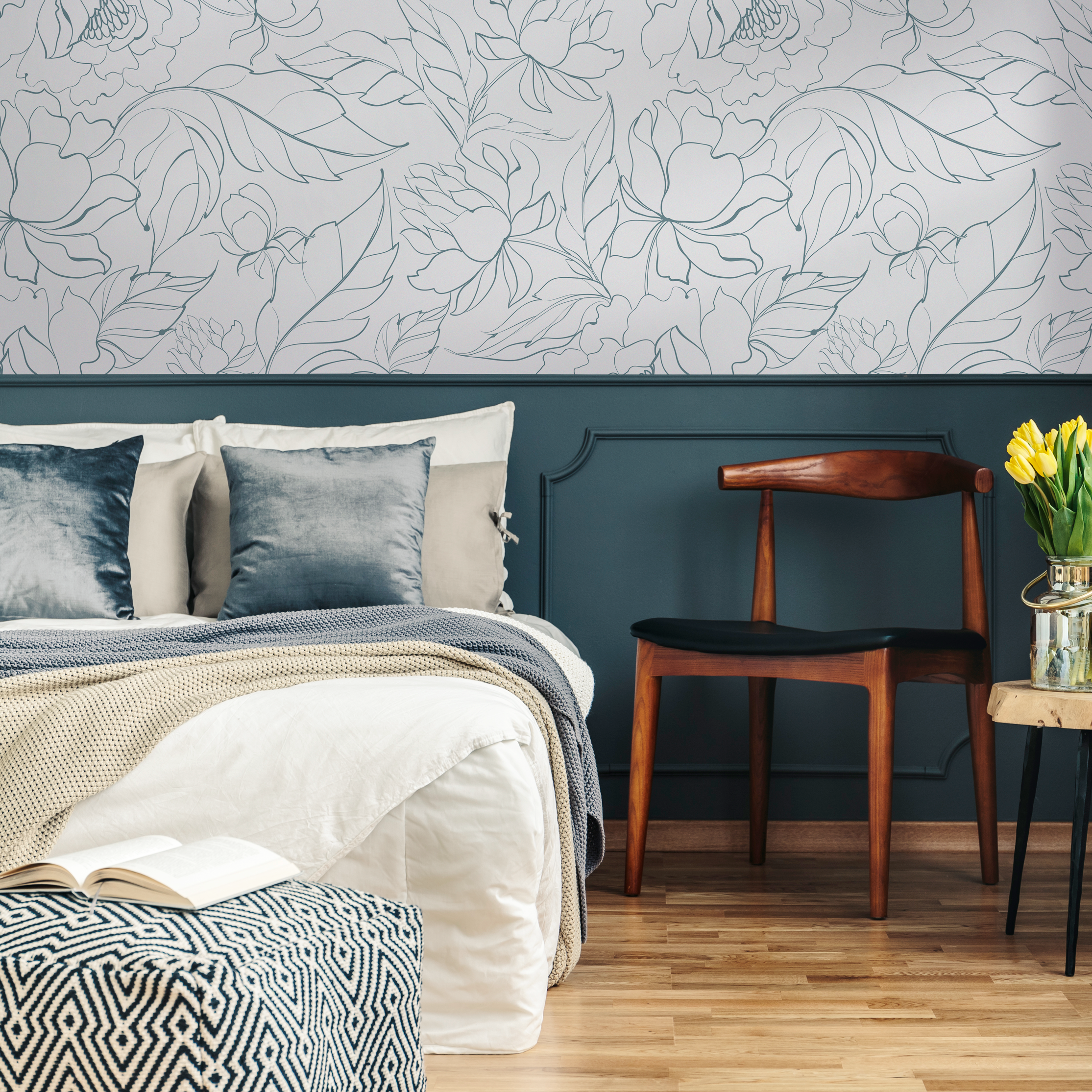 Floral Wallpaper Featuring Minimalist Peony Line Art In Dusty Blue - Zabn