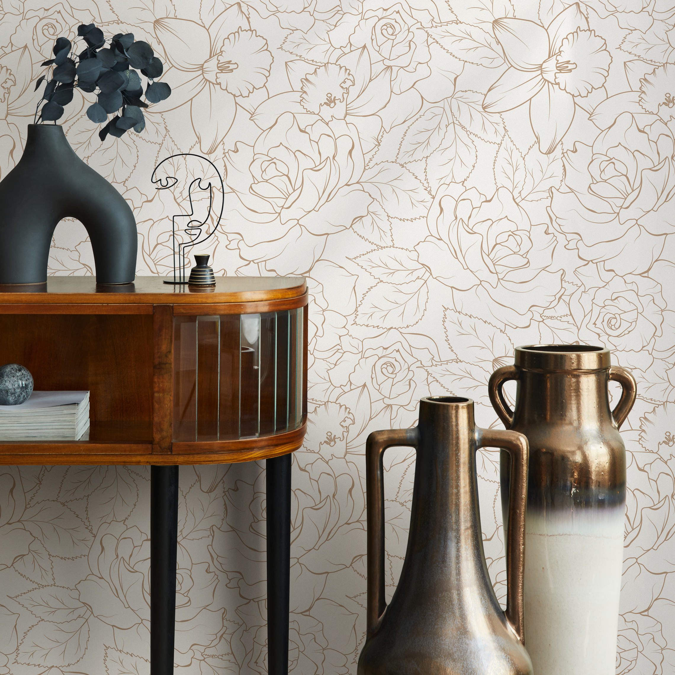 Floral Wallpaper With A Minimalist Rose Motif In Gold - Zabu