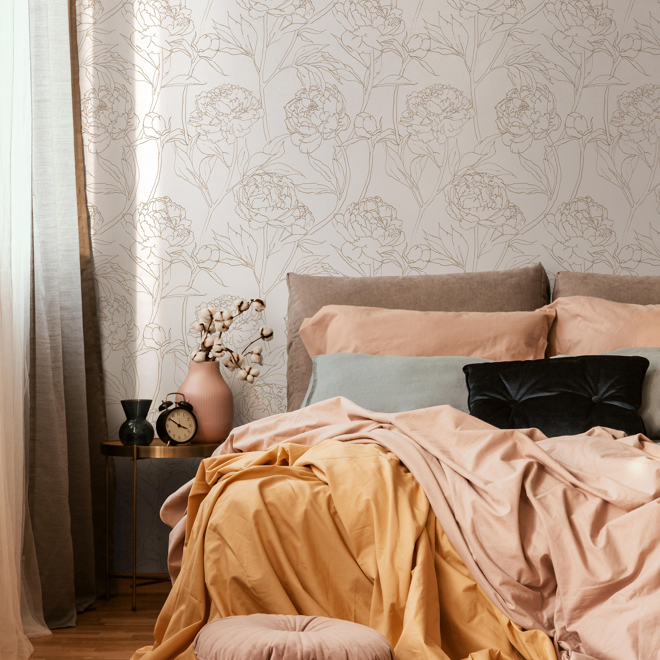 Floral Wallpaper With A Minimalist Peony Motif In Beige - Zabw