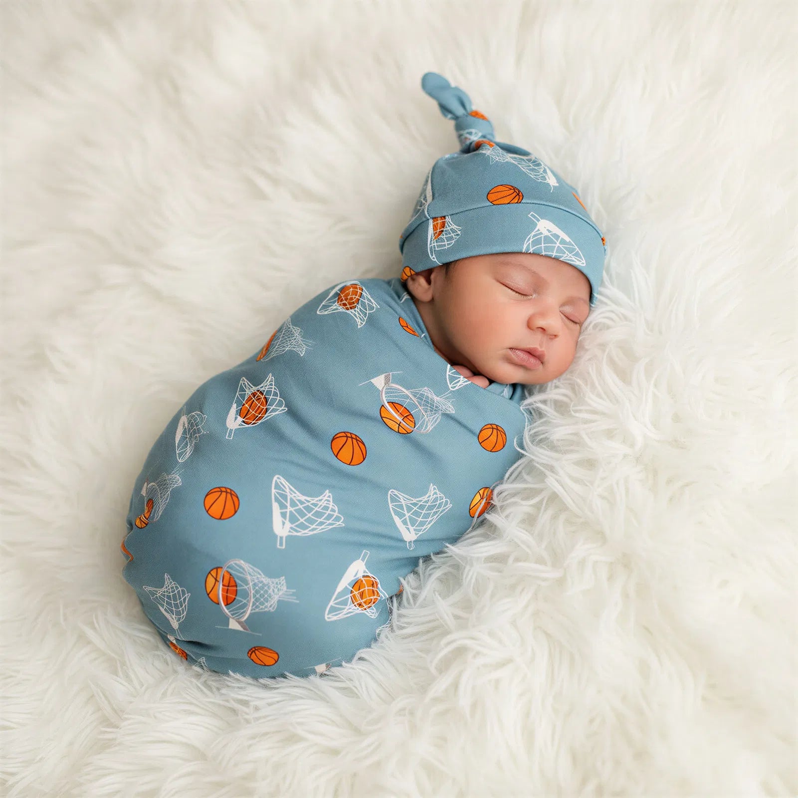 Hoops Swaddle