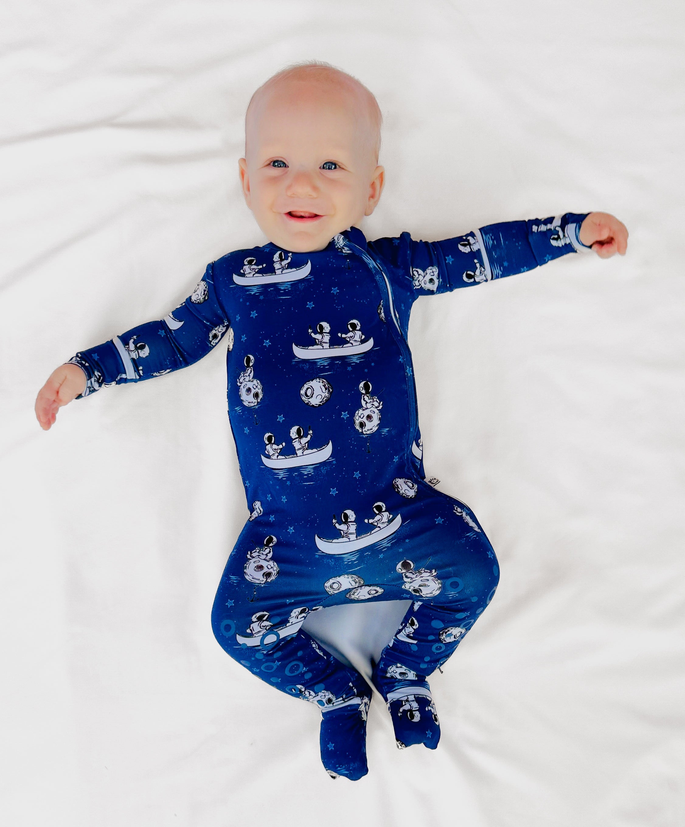 Knee-grip Astronaut Dreams Convertible Footie