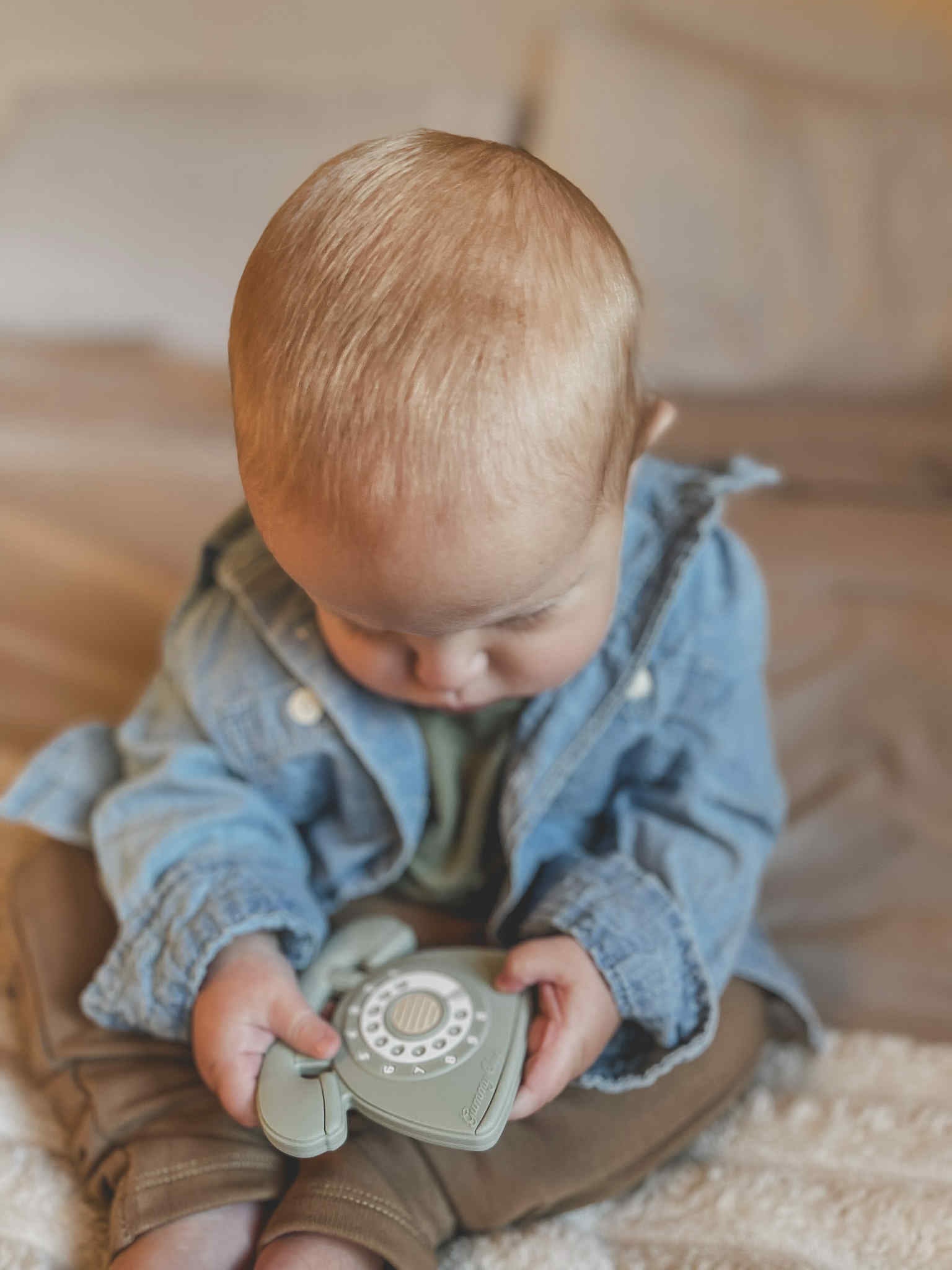 Cool Baby Teether: Rotary Dial Phone Design