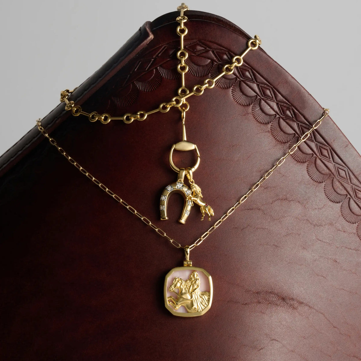 Horsebit Charm Link Necklace