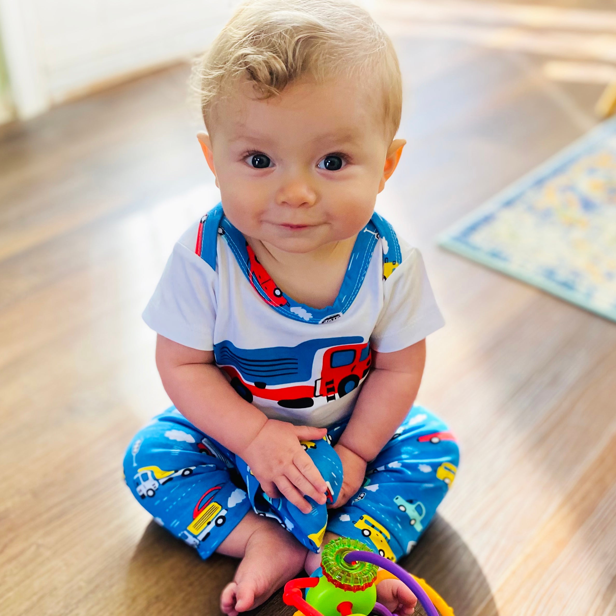 Annloren Baby Boys Layette Cars Trucks Onesie Pants Cap 3pc Gift Set Clothing