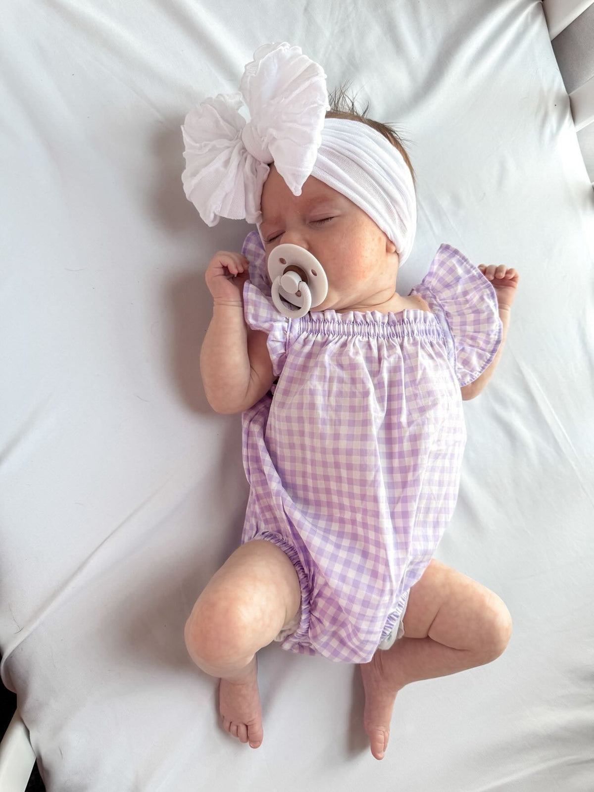 White | Signature Ruffled Baby Headband