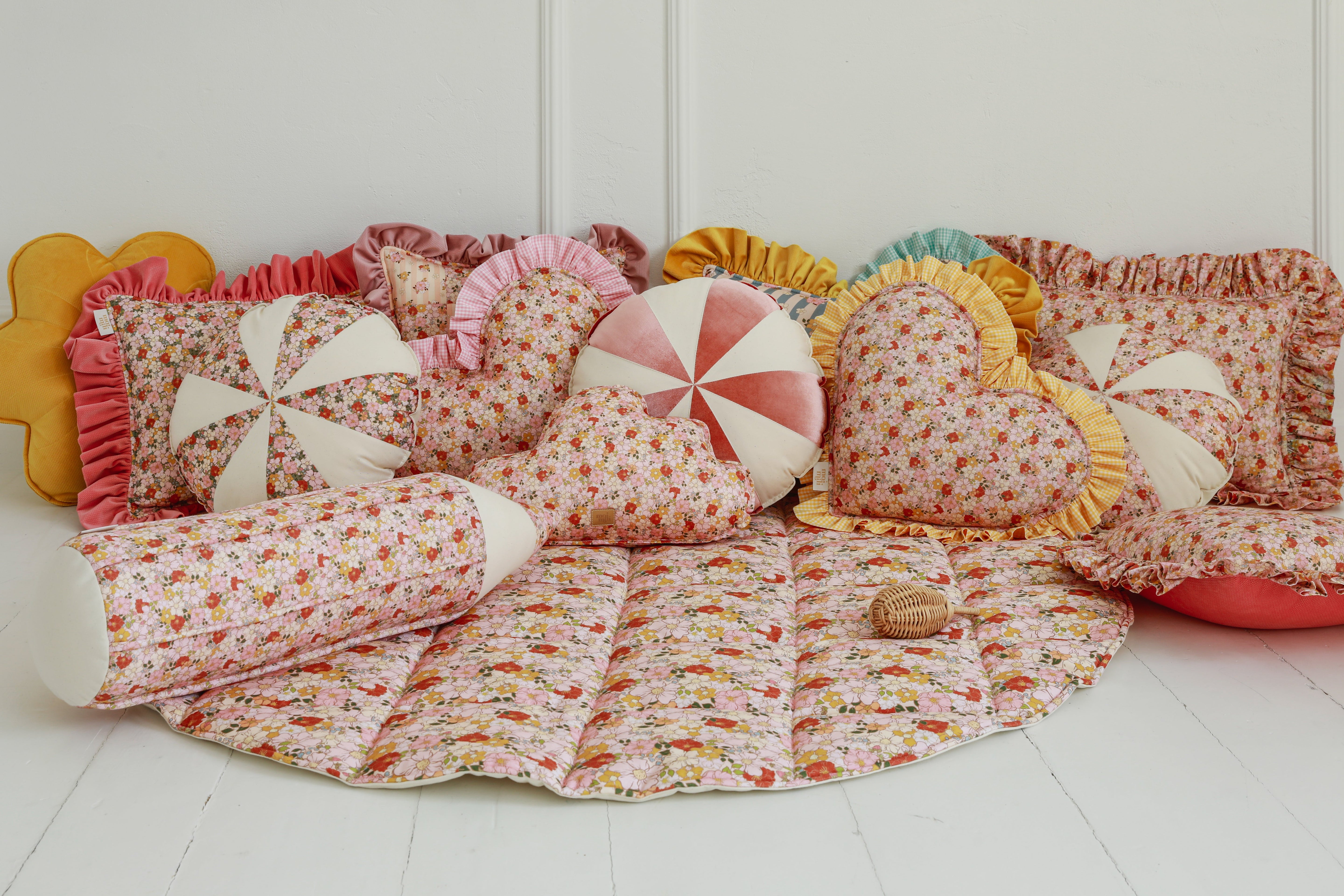 Satin Cotton "spring Garden" Cloud Pillow