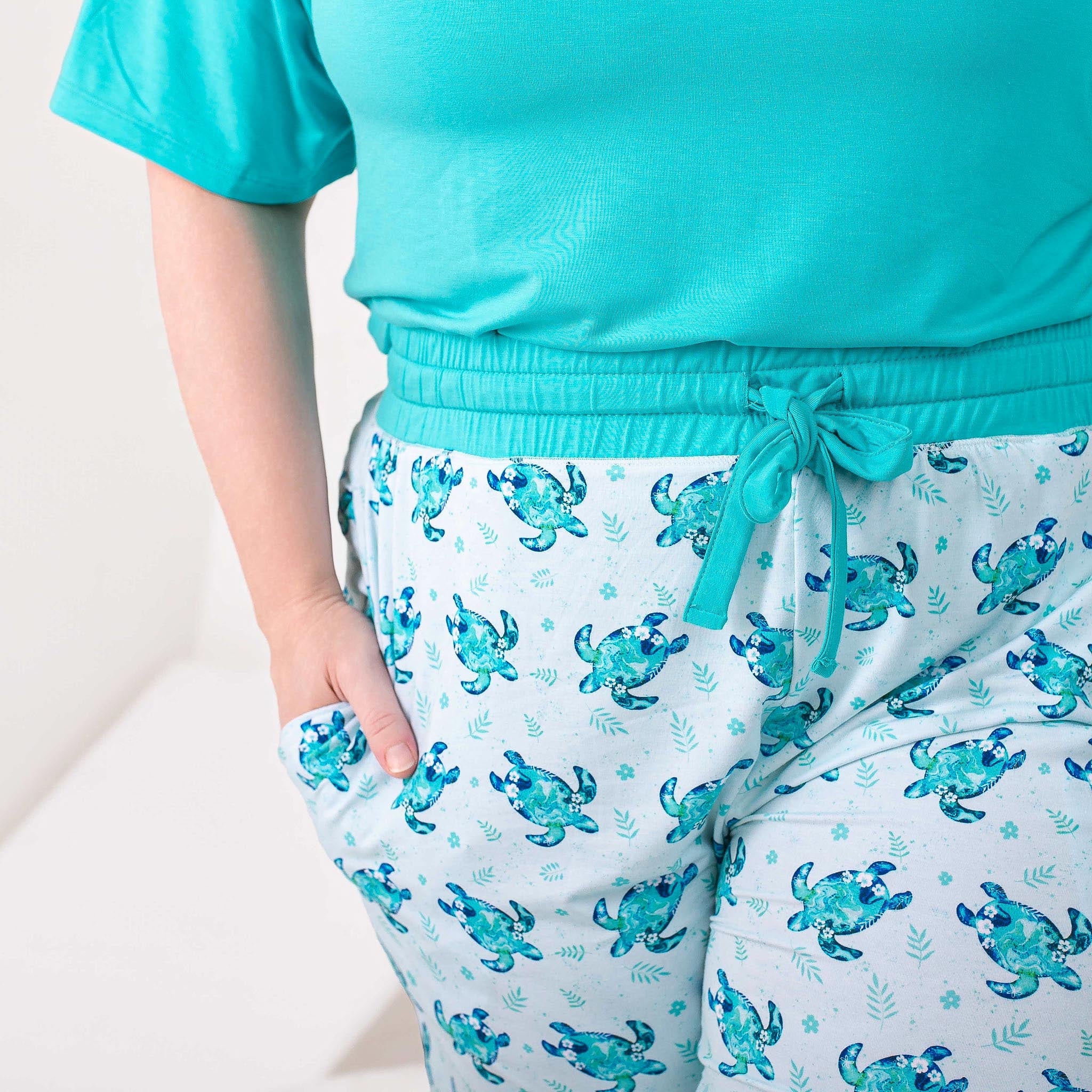 Sea Turtles | Women's Bamboo Jogger Pajama Pants