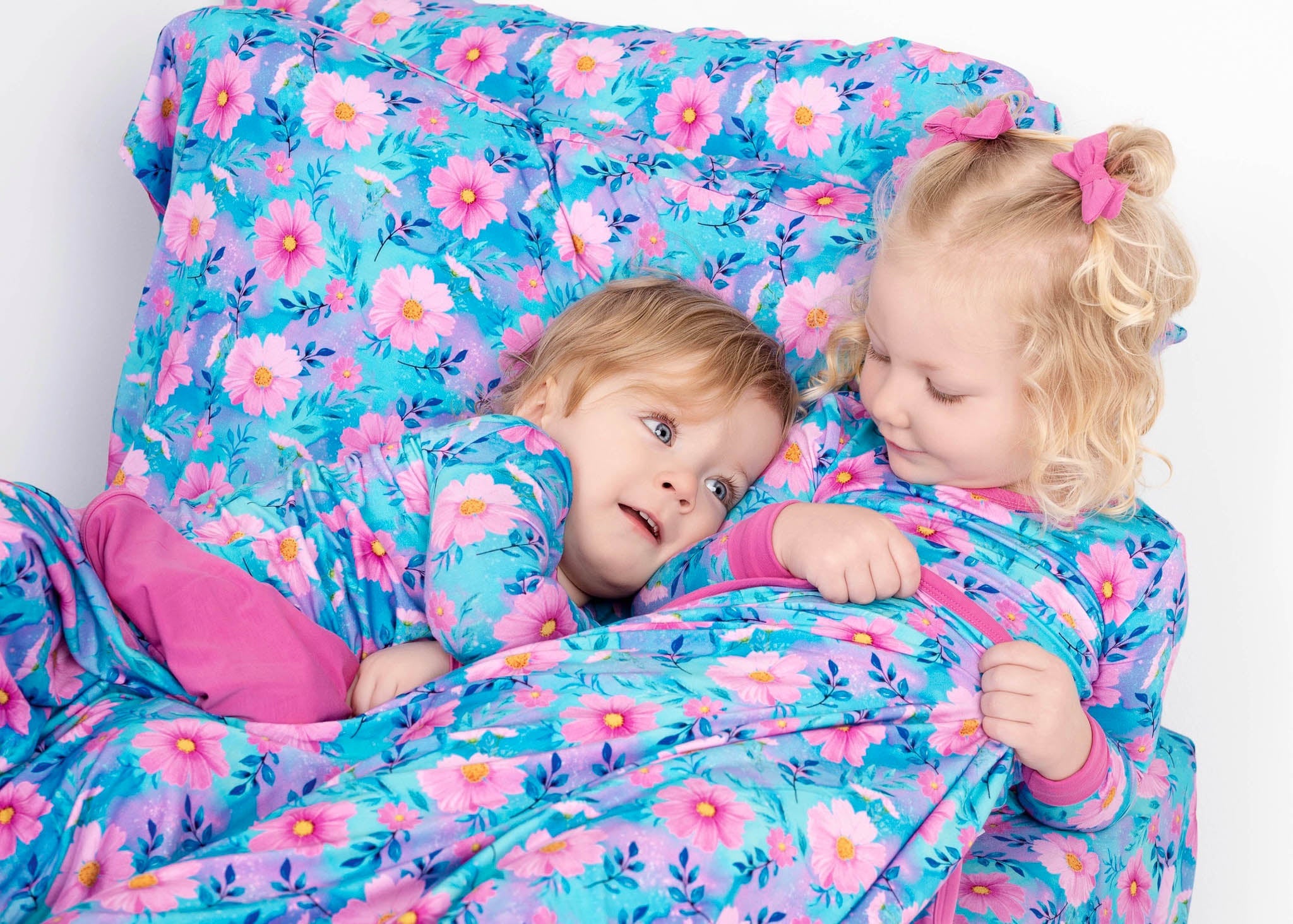 Dreamy Cosmos | Twin Sheet & Two Pillowcase Set