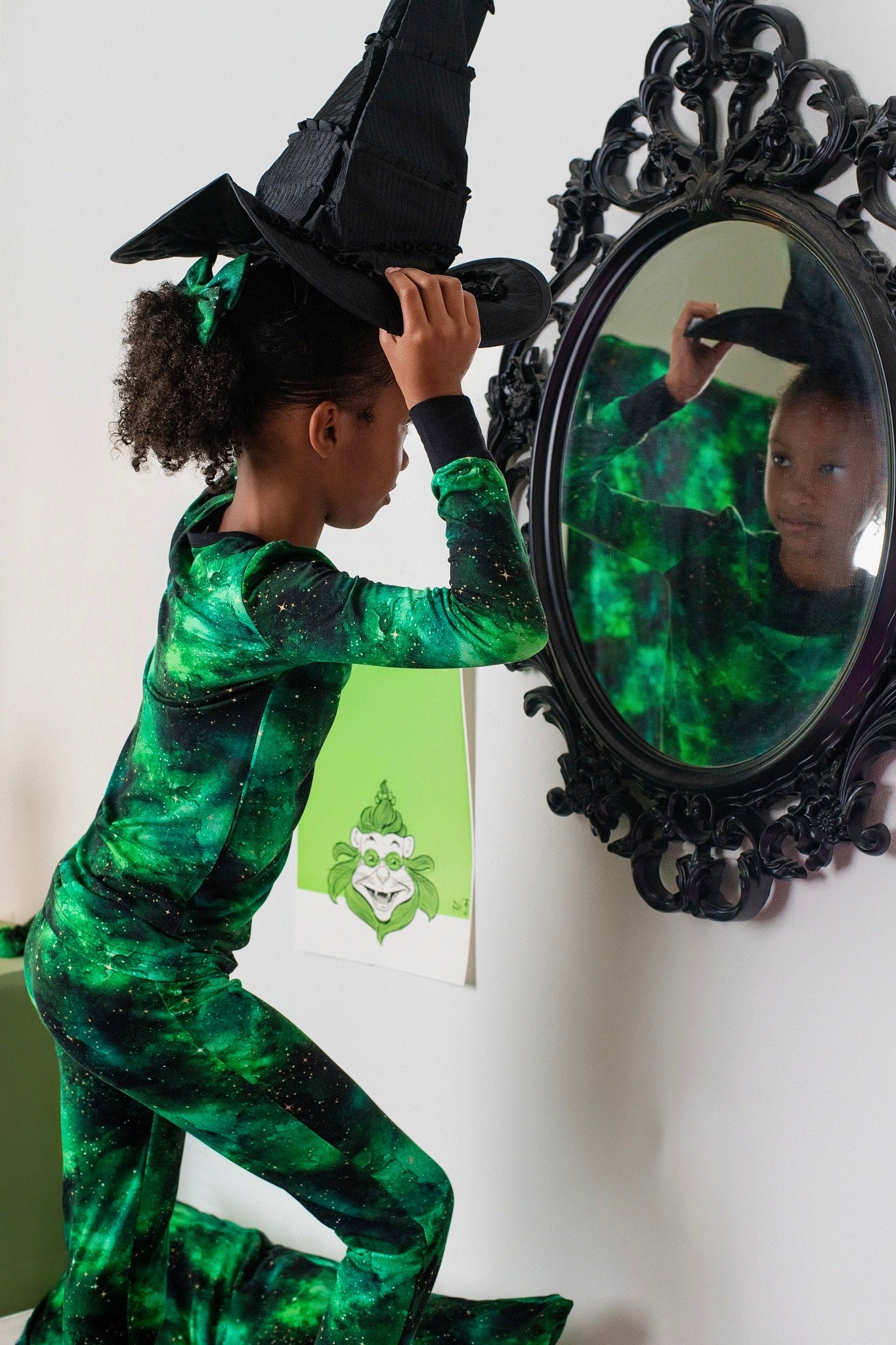 Wicked Cute | Green Galaxy Elixir | Large Clip Bow