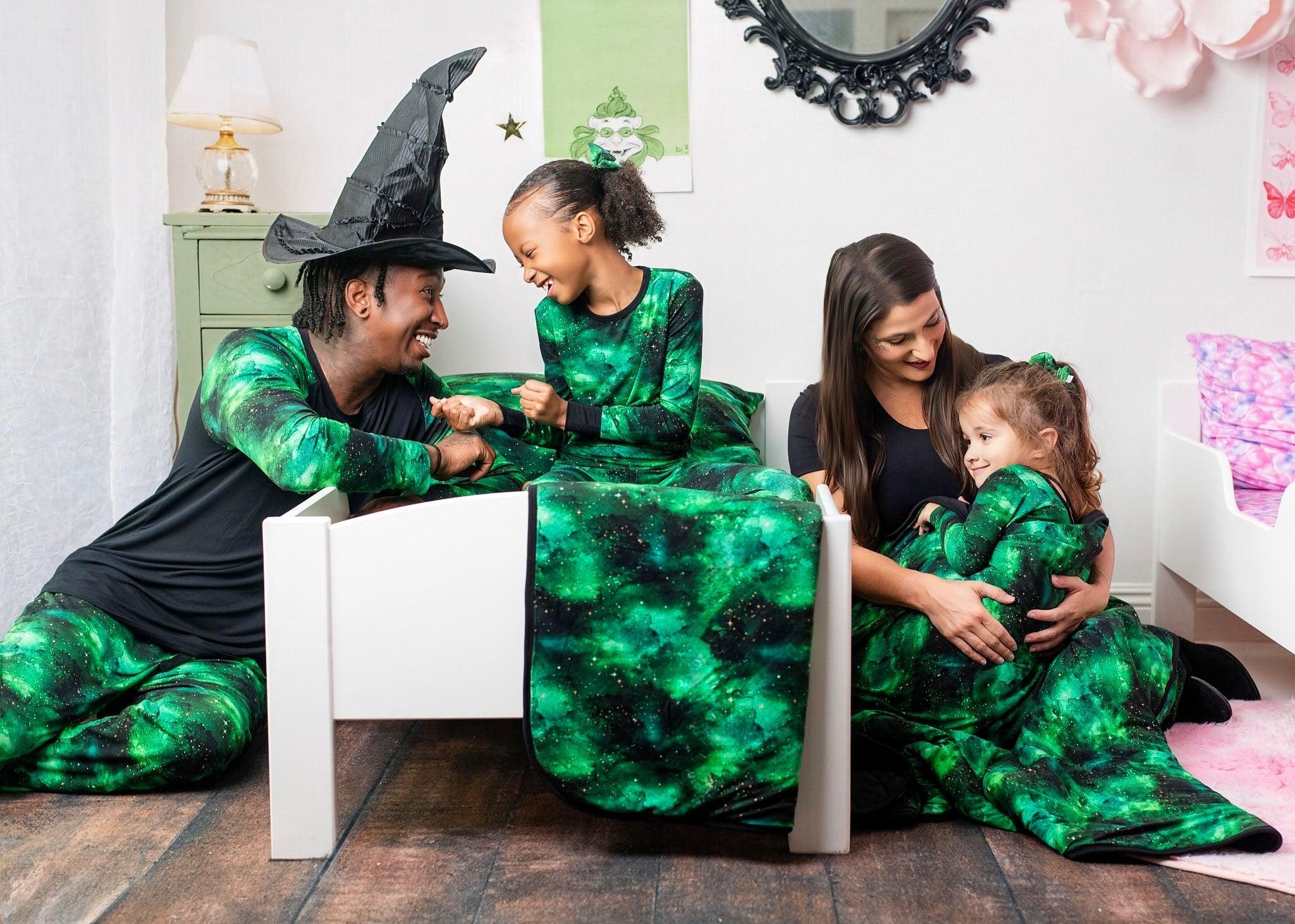 Wicked Cute | Green Galaxy Elixir | Men’s Bamboo Lounge Pants