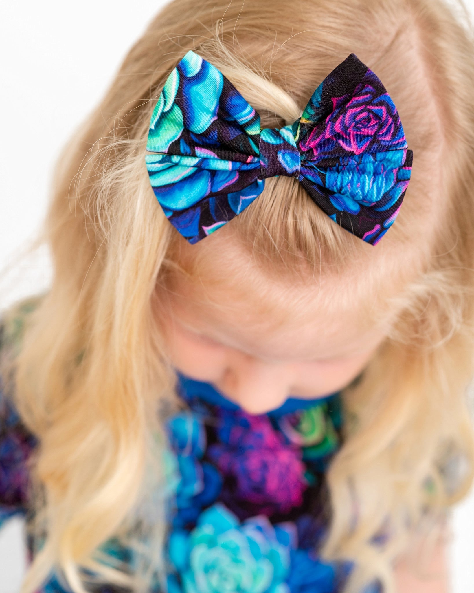 Electric Succulents | Small Clip Bow