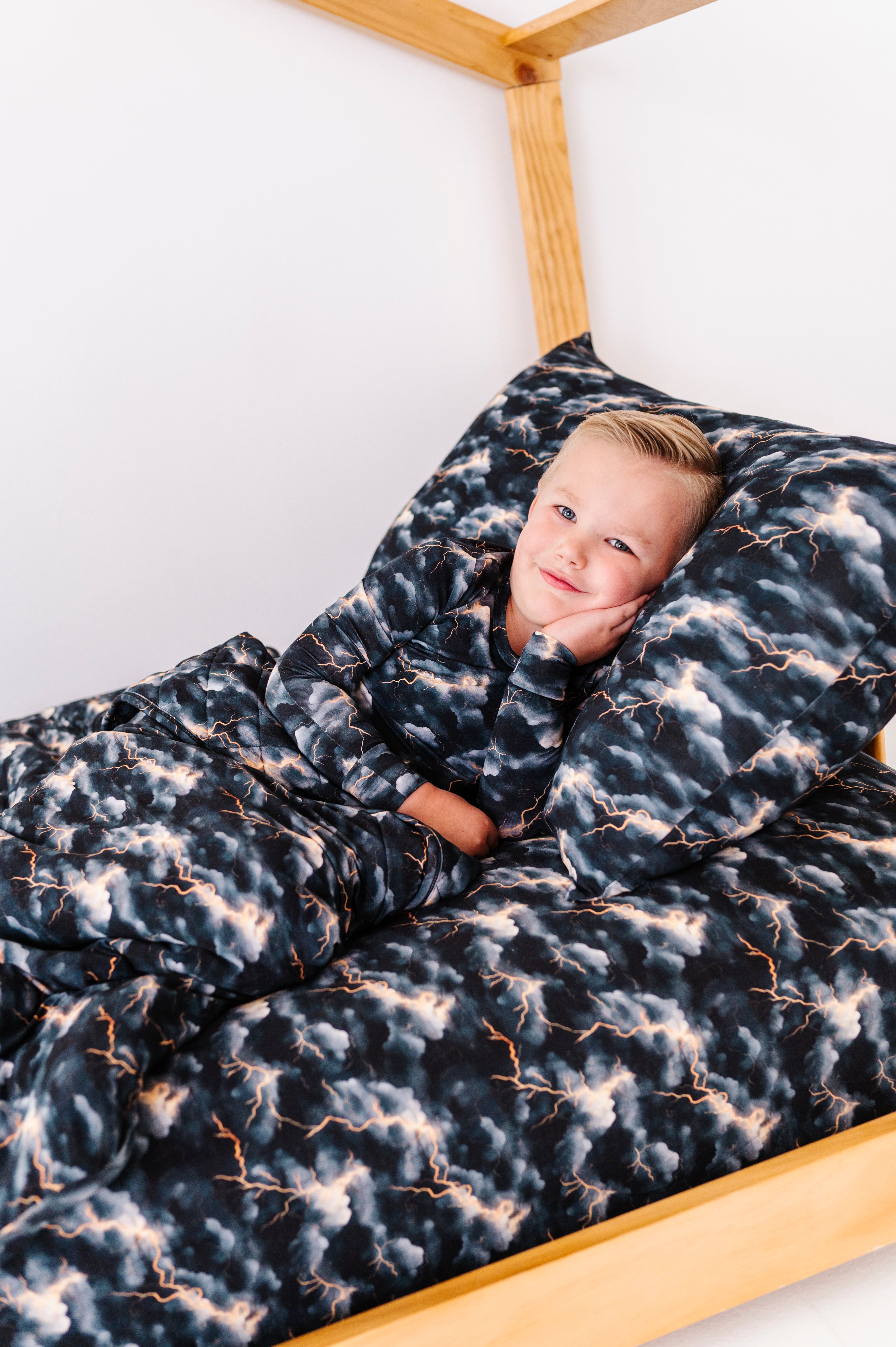 Stormy Clouds | Bamboo Twin Fitted Sheet & 1 Pillowcase