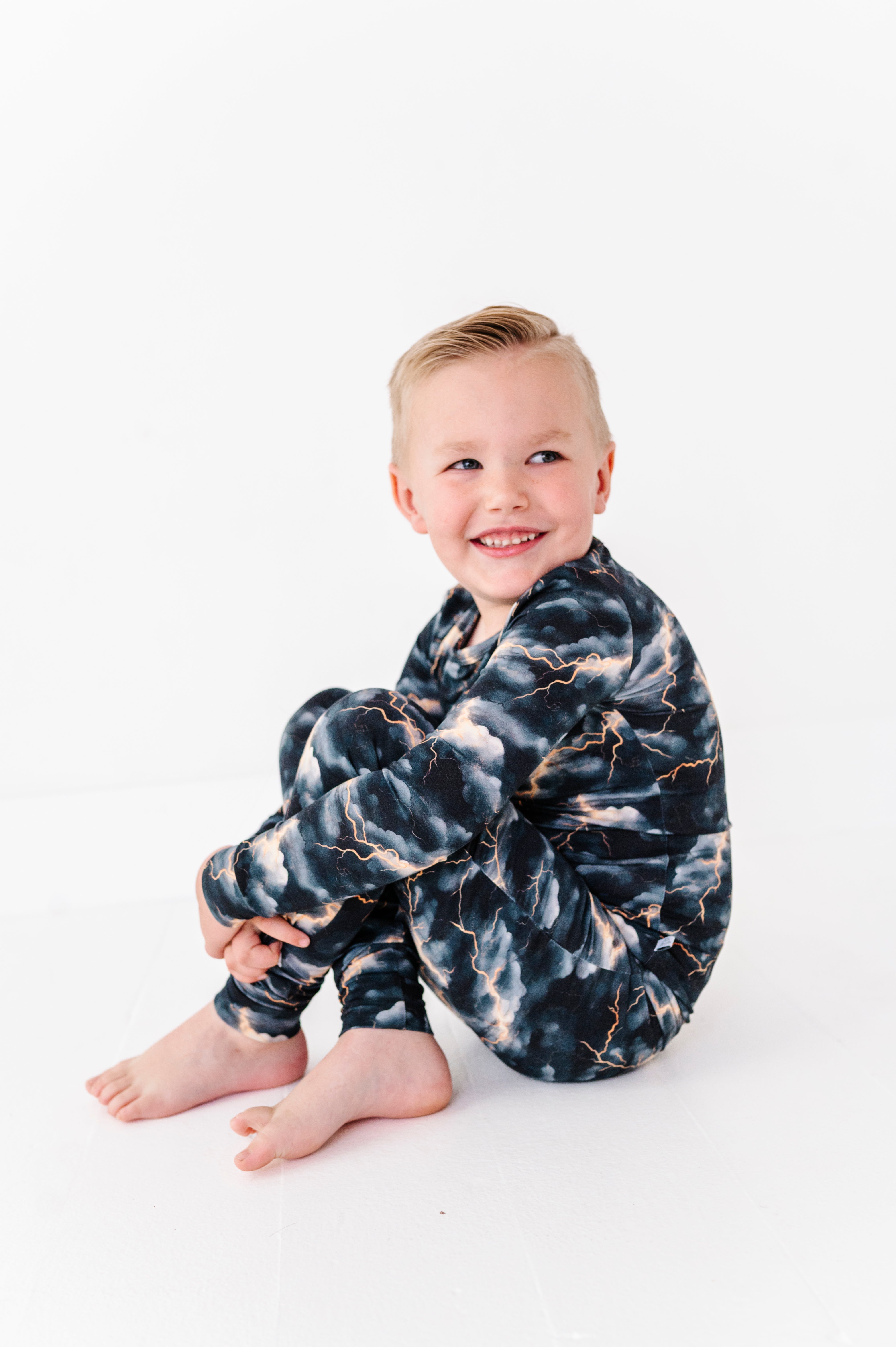 Stormy Clouds | Bamboo Two-piece Pajamas