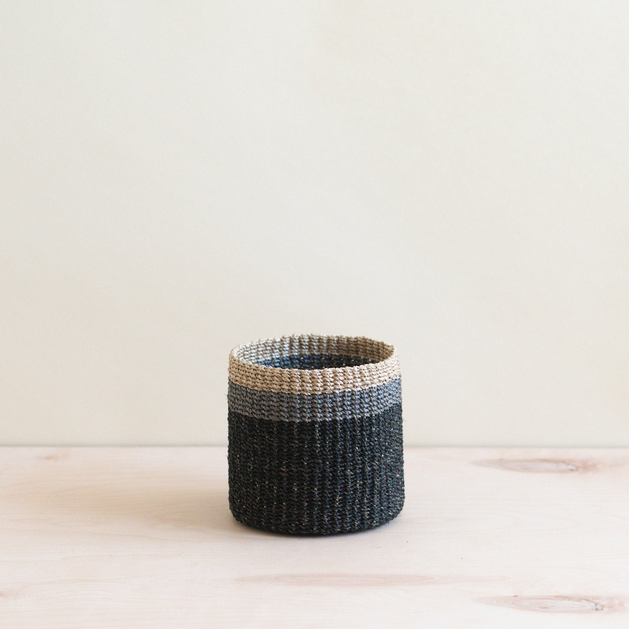 Black Tabletop Mini Basket - Handmade Baskets | Likhâ