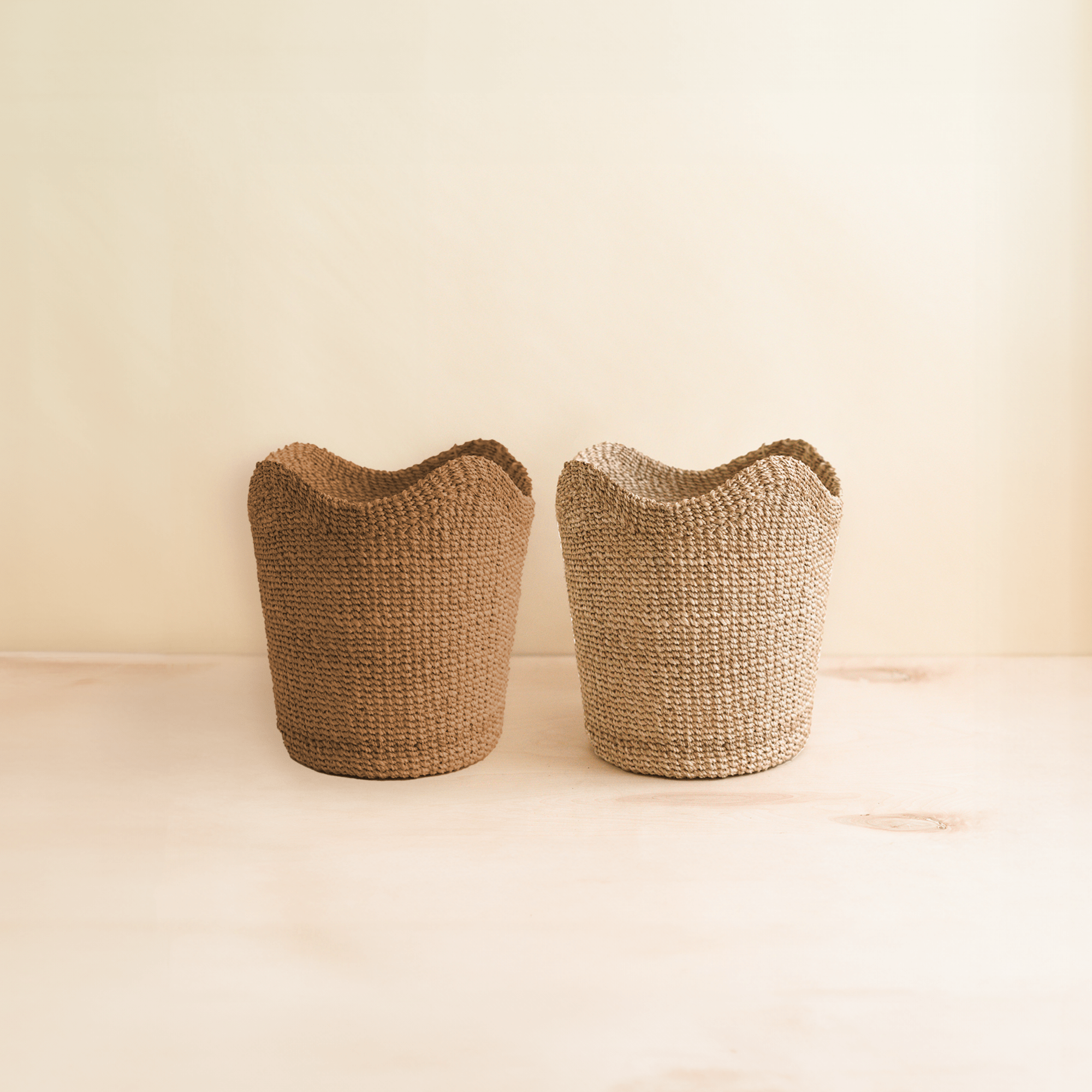 Small Tan Scallop Basket - Modern Basket | Likhâ