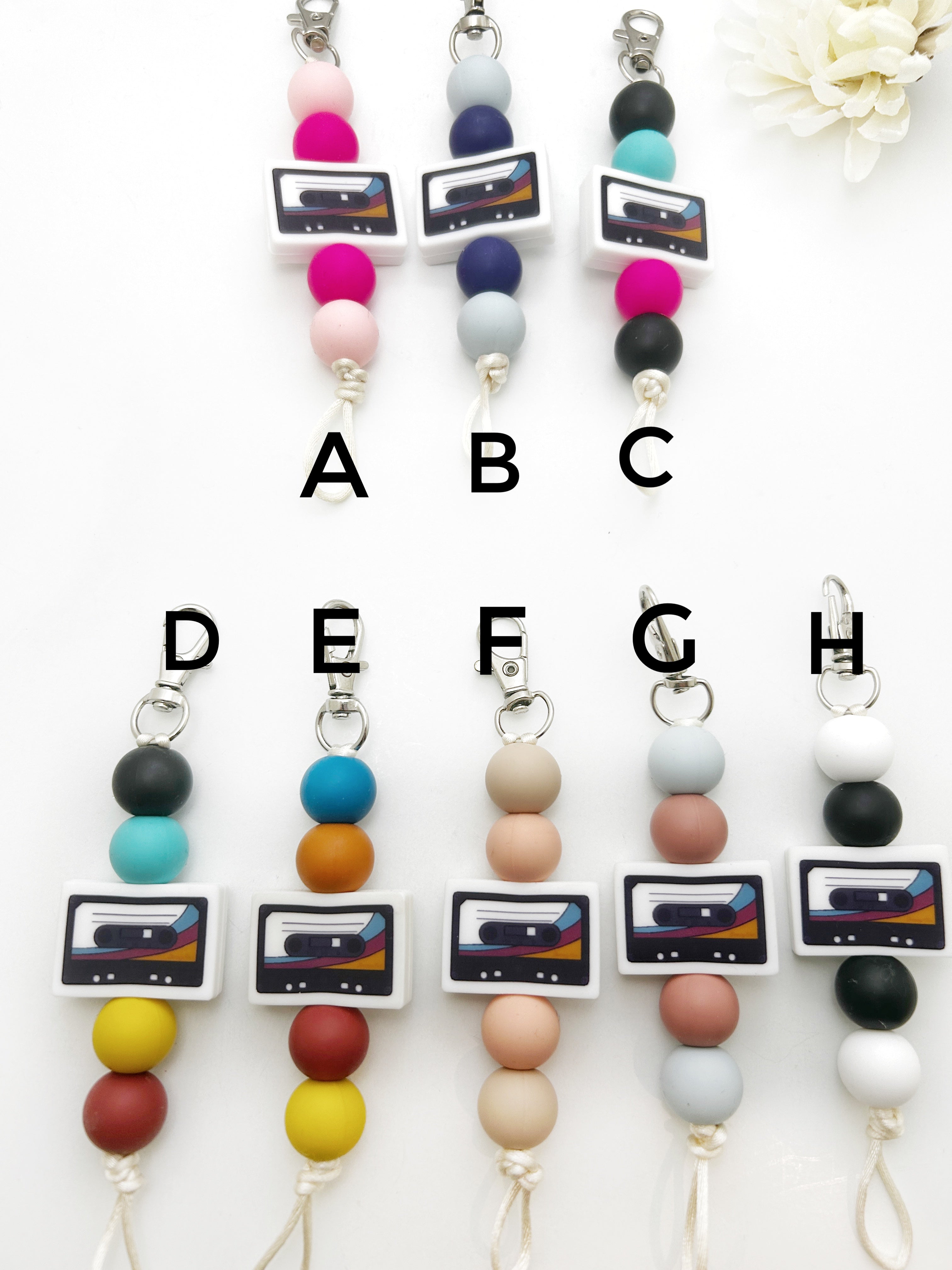 Retro Cassette Sensory Silicone Keychain - Fashionable Bag Charm
