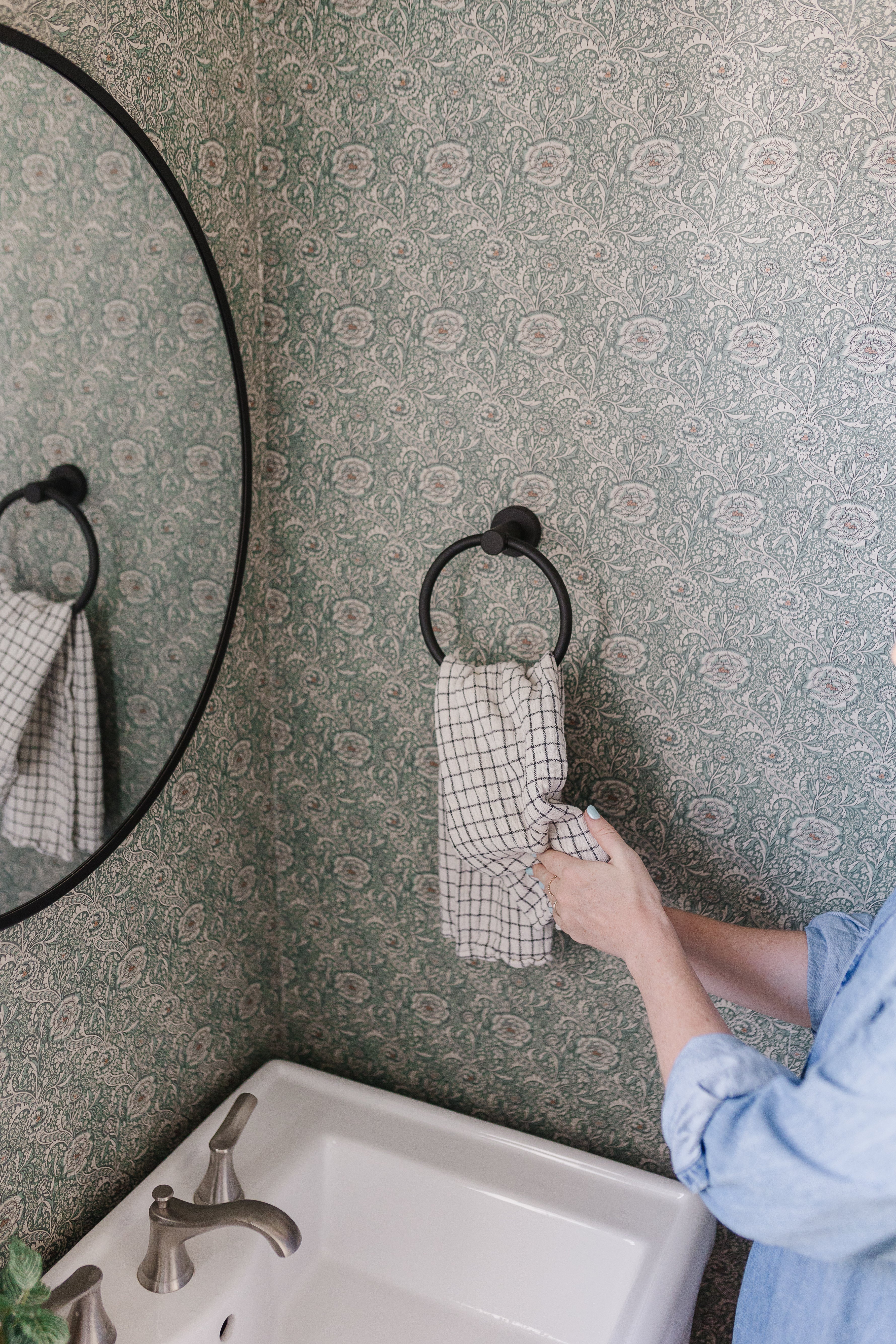 Annika Wallpaper By Bear Bell