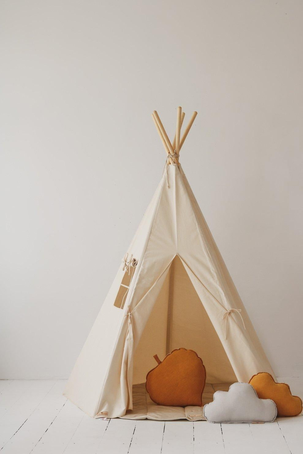 Beige Teepee And Grey Linen - Round Mat Set