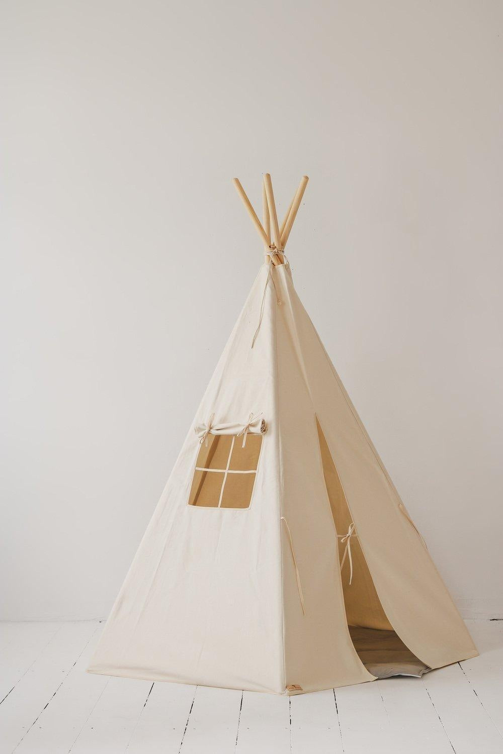 Beige Teepee And Grey Linen - Round Mat Set