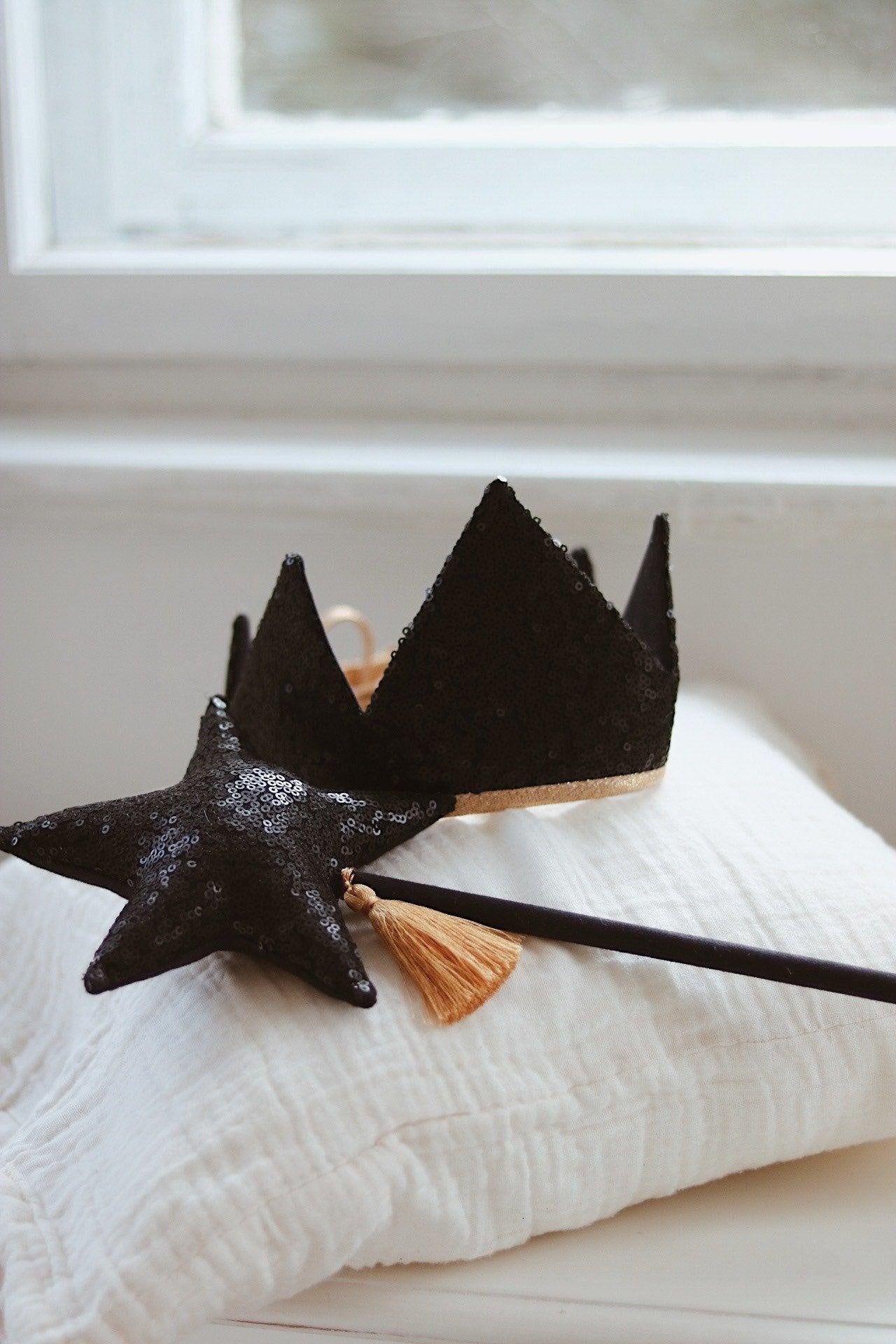 Black Sequins Crown And Wand Magic Set