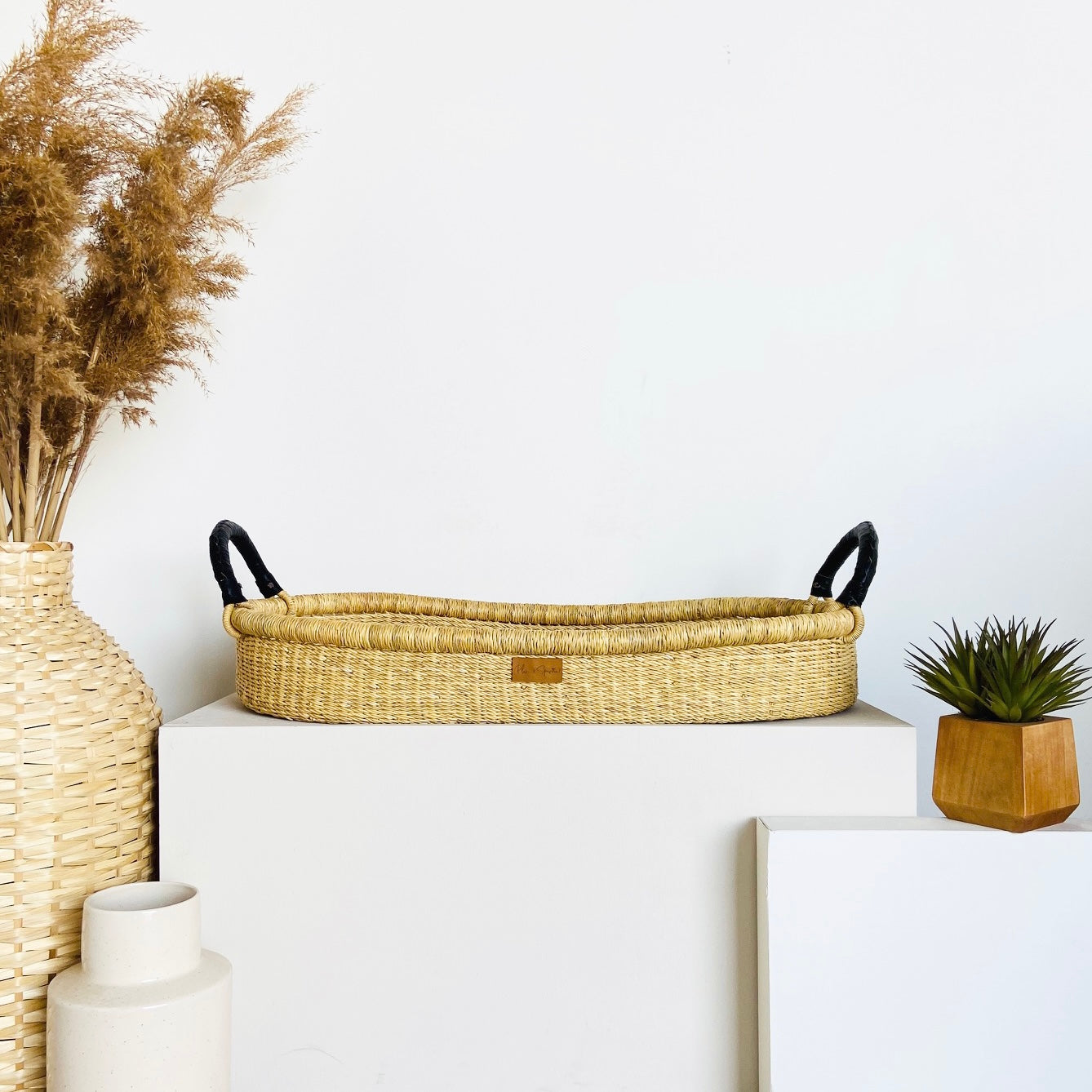 Changing Basket black Handle