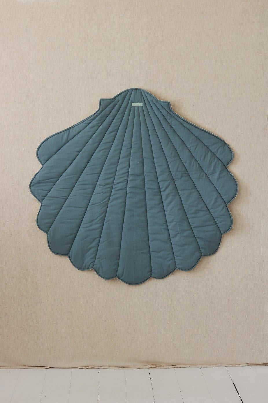 Linen Eye Of The Sea Shell Mat