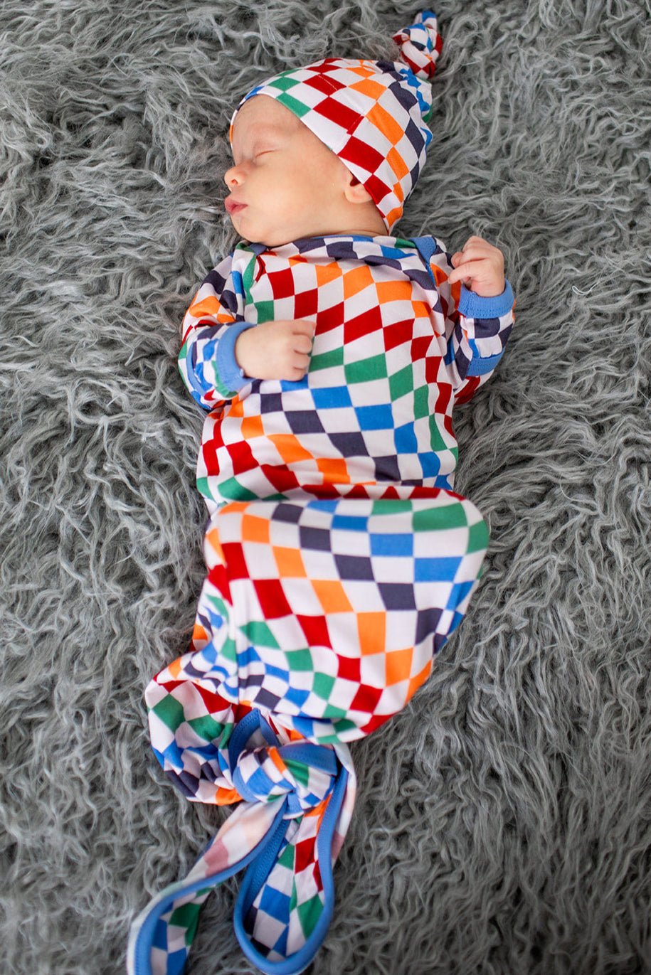 Bold Checks Gown & Hat