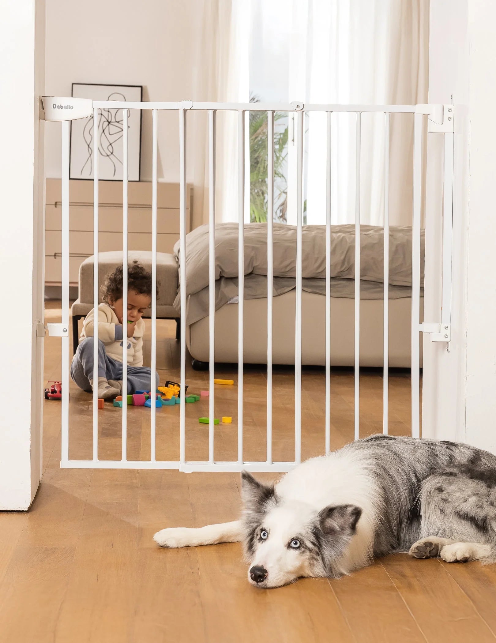 Boundless S12 | Ultra-stable No Bottom Bar Baby Gate For Stairs
