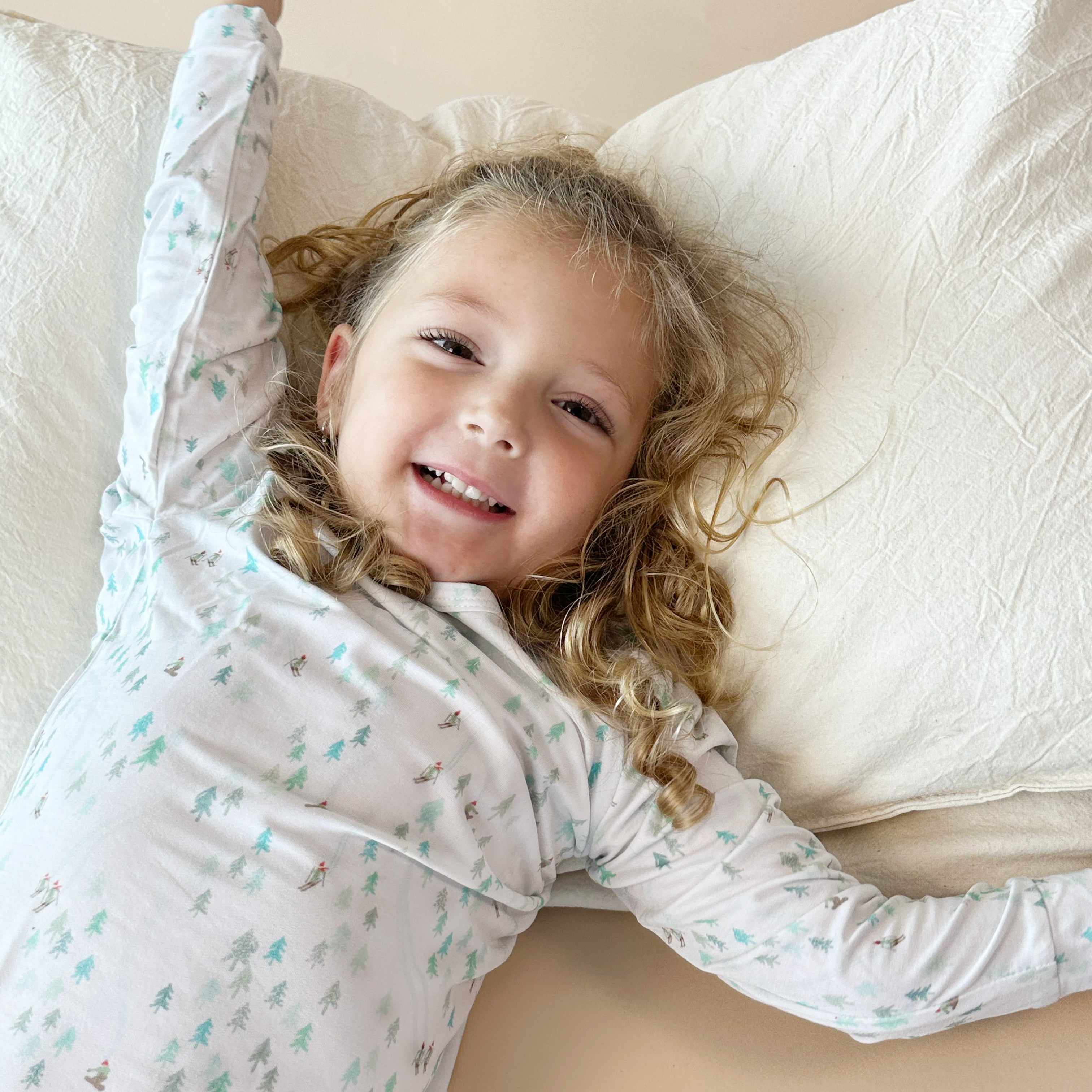 Toddler Pajama Set In Bunny Slopes