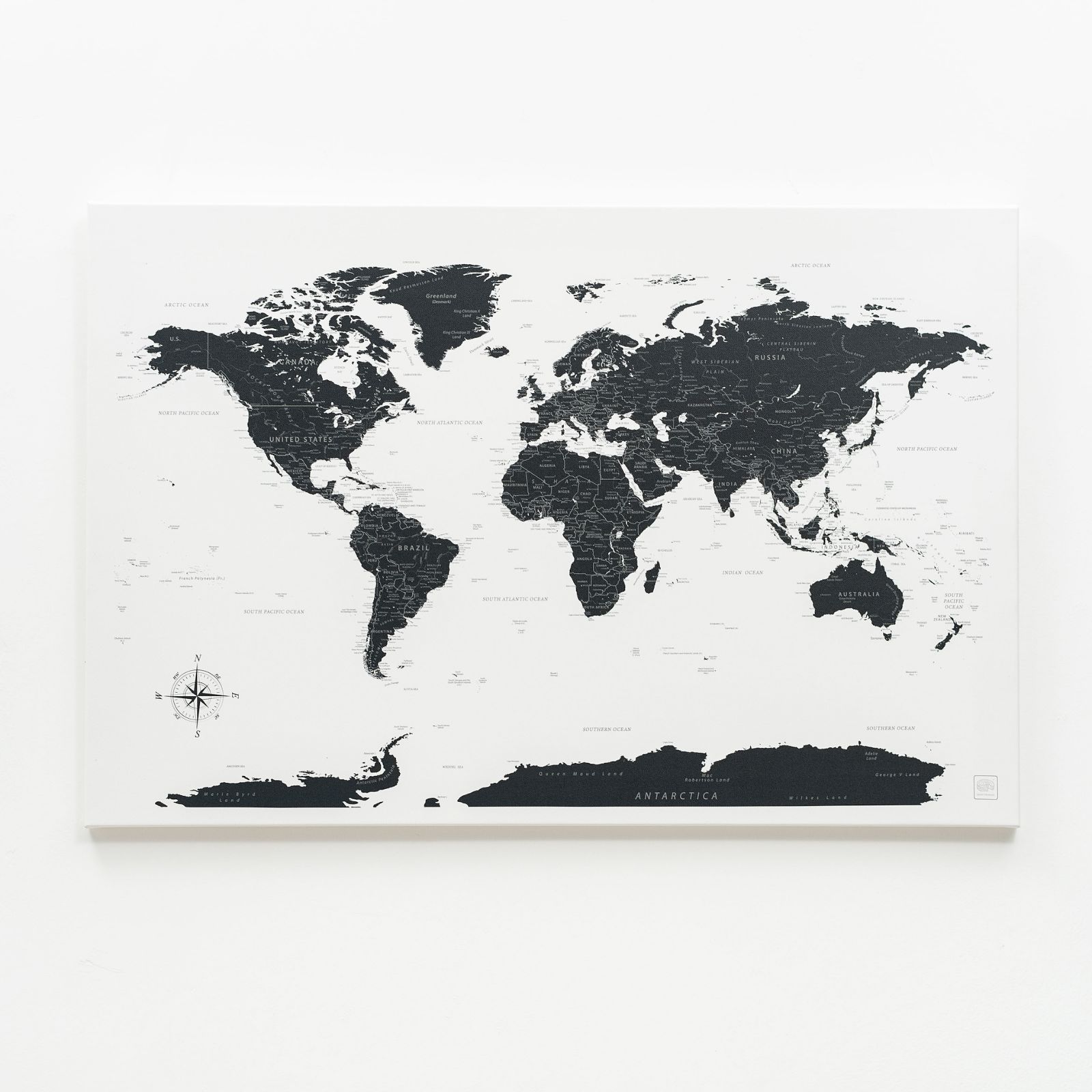 World Map On Canvas - Onyx