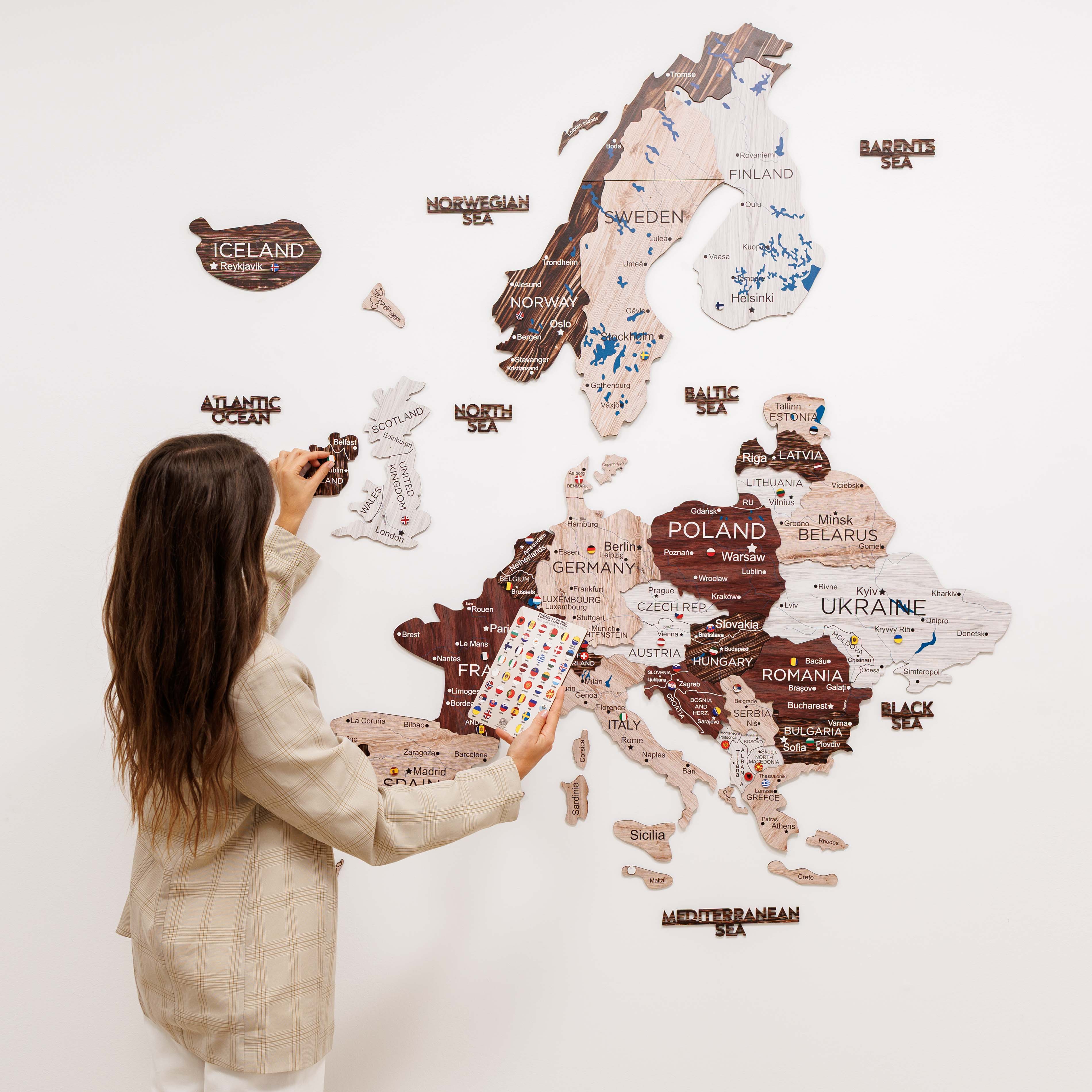 3d Europe Wooden Map Cappuccino