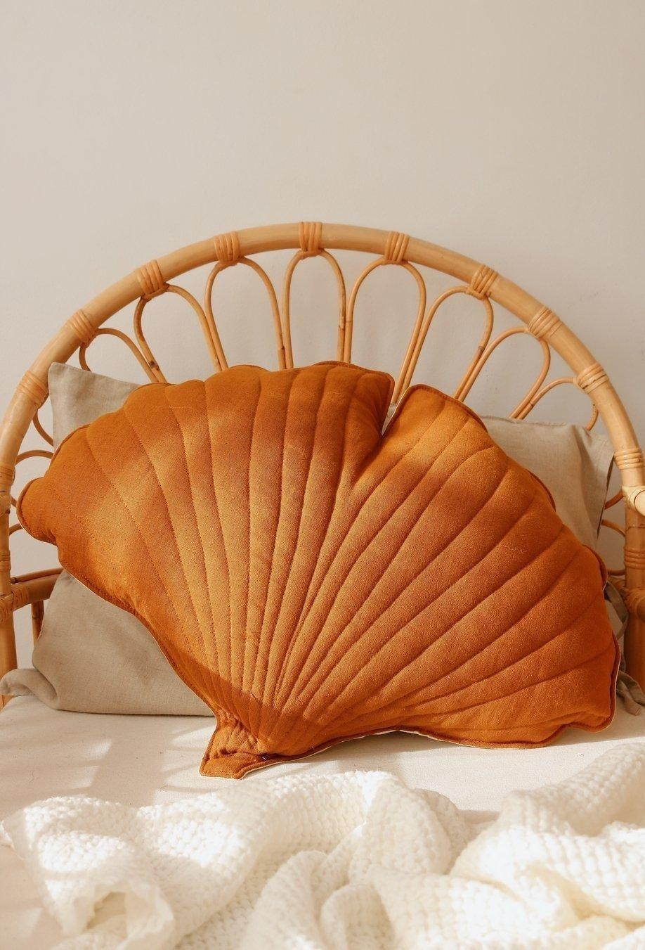 Linen Caramel Ginkgo Leaf Pillow