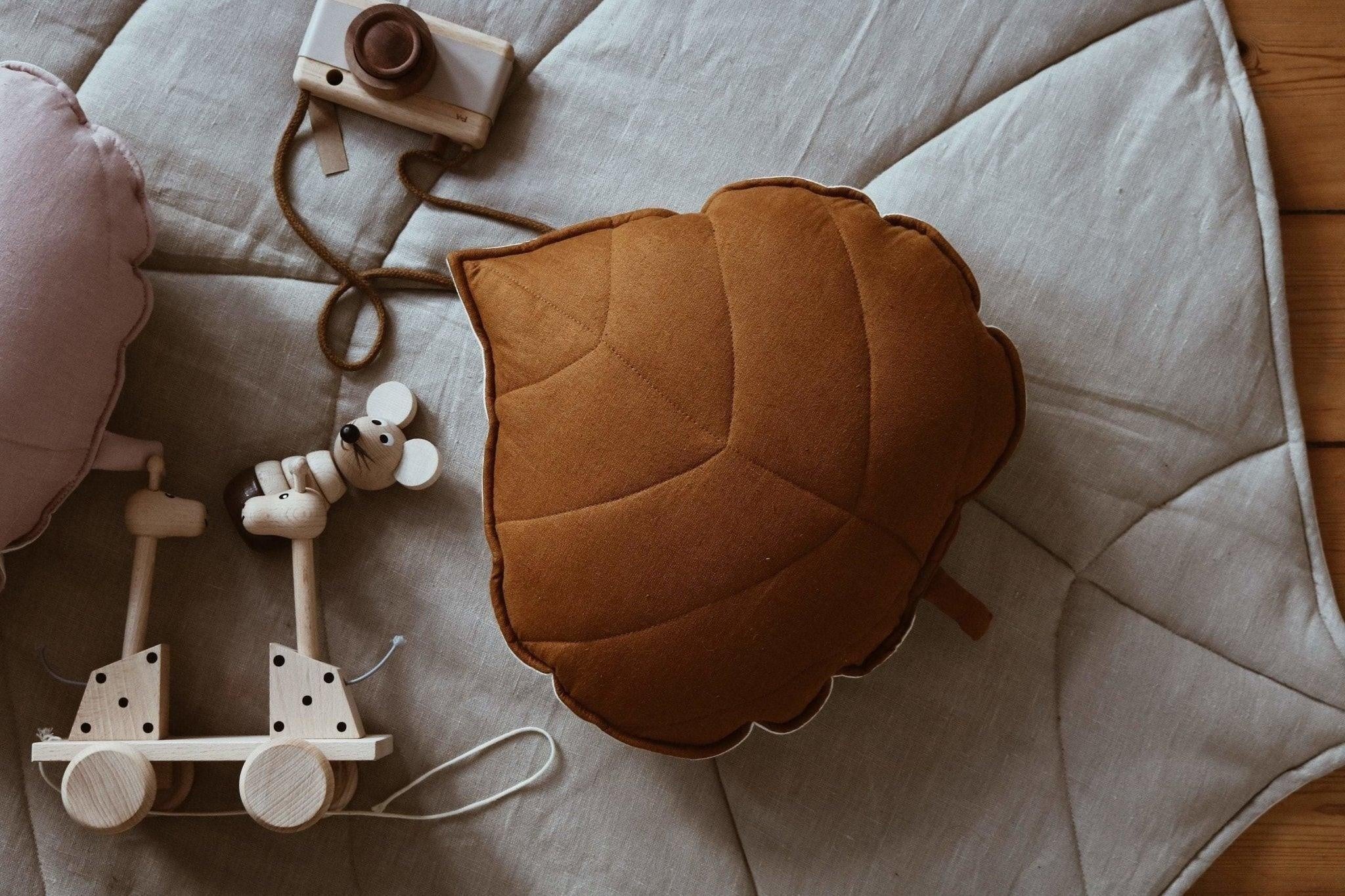 Linen Caramel Leaf Pillow