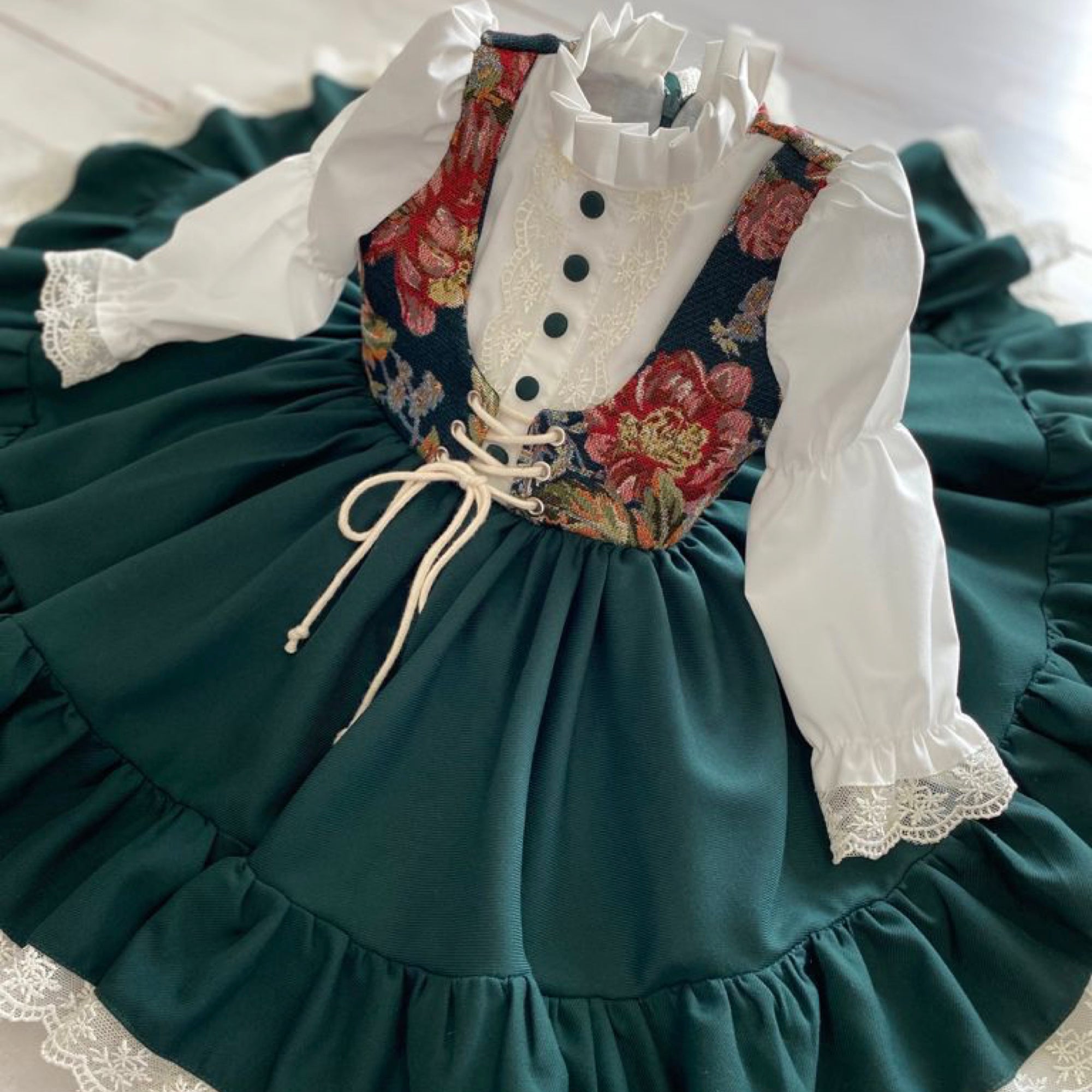 Chelsea Green Vintage Dress
