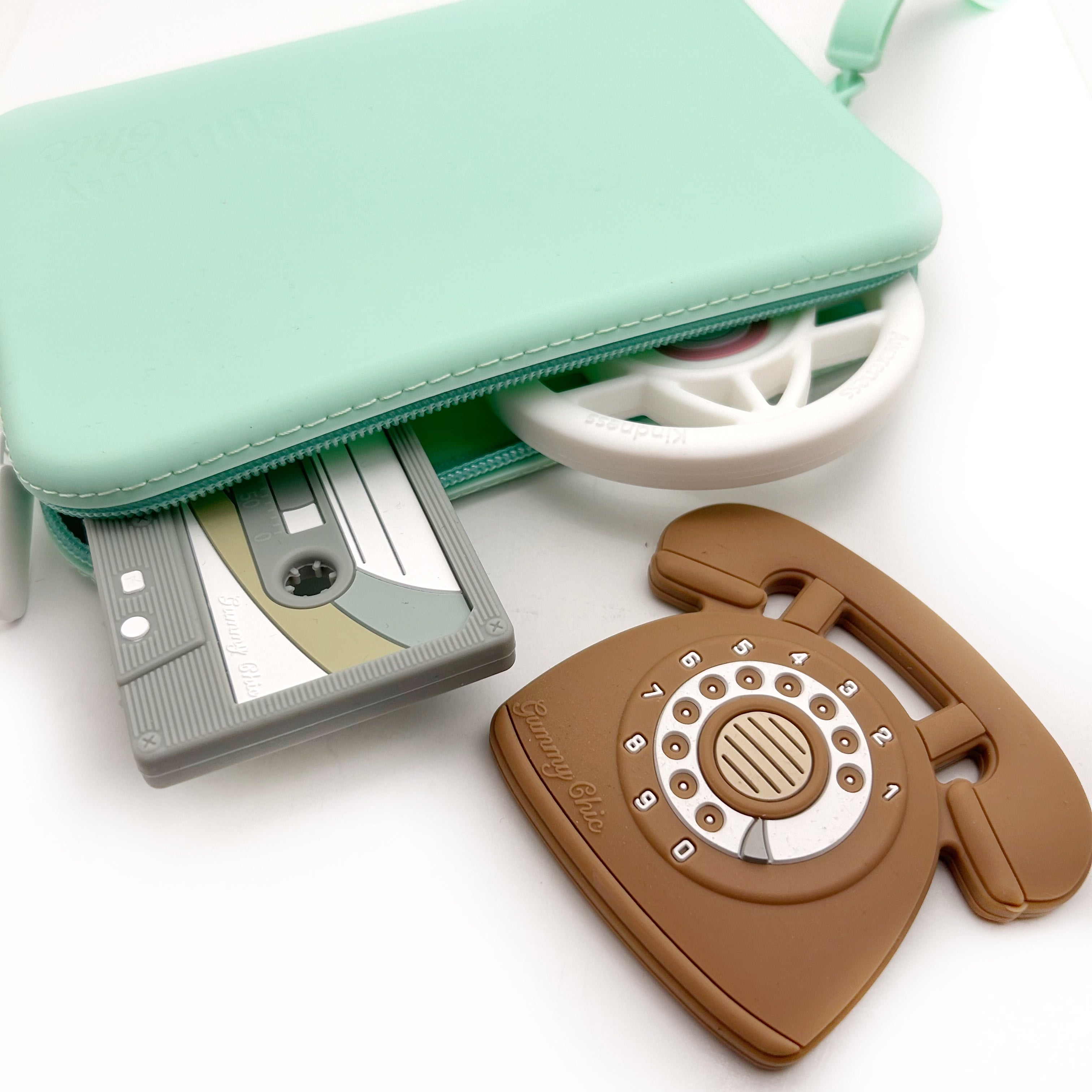 Chic Pouch: Multi Purpose Silicone Bag For Everyday Use