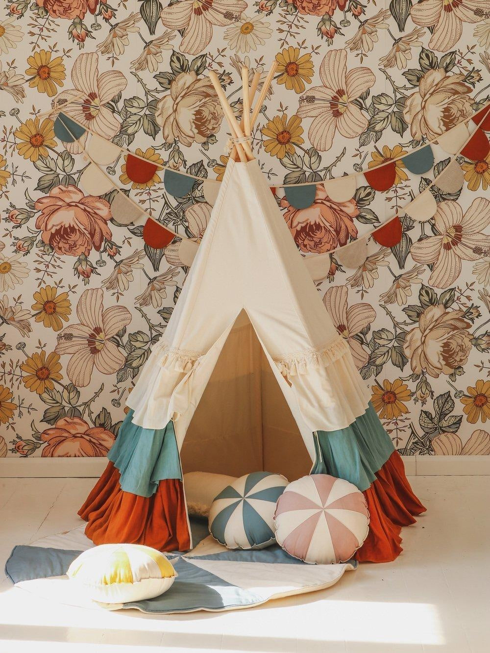 Circus Teepee Tent With Frills