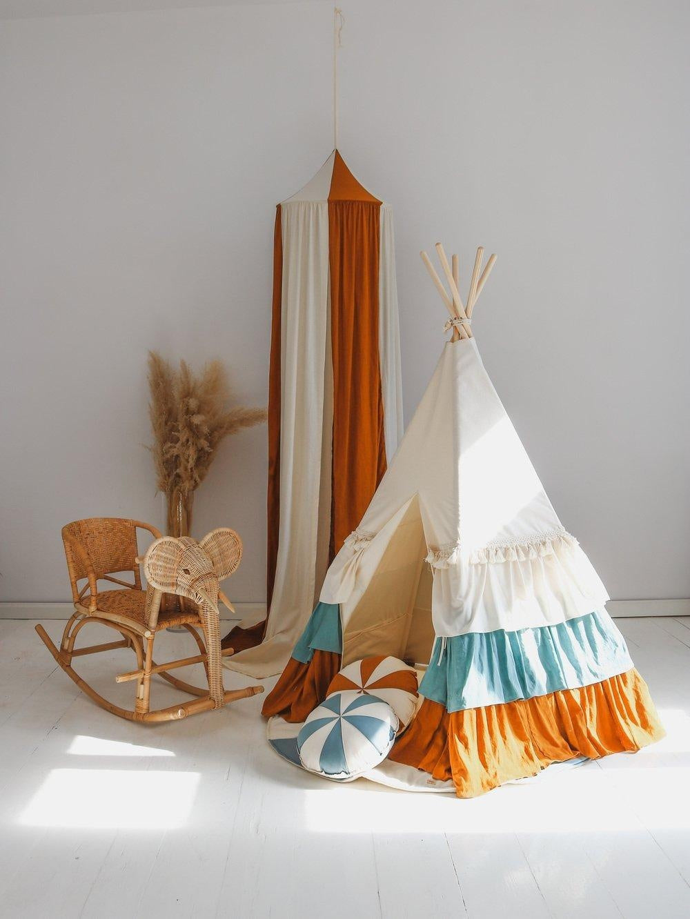 Circus Teepee Tent With Frills