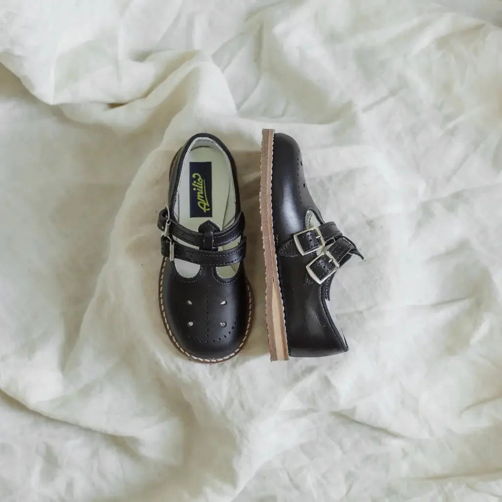 Claire T-strap - Black