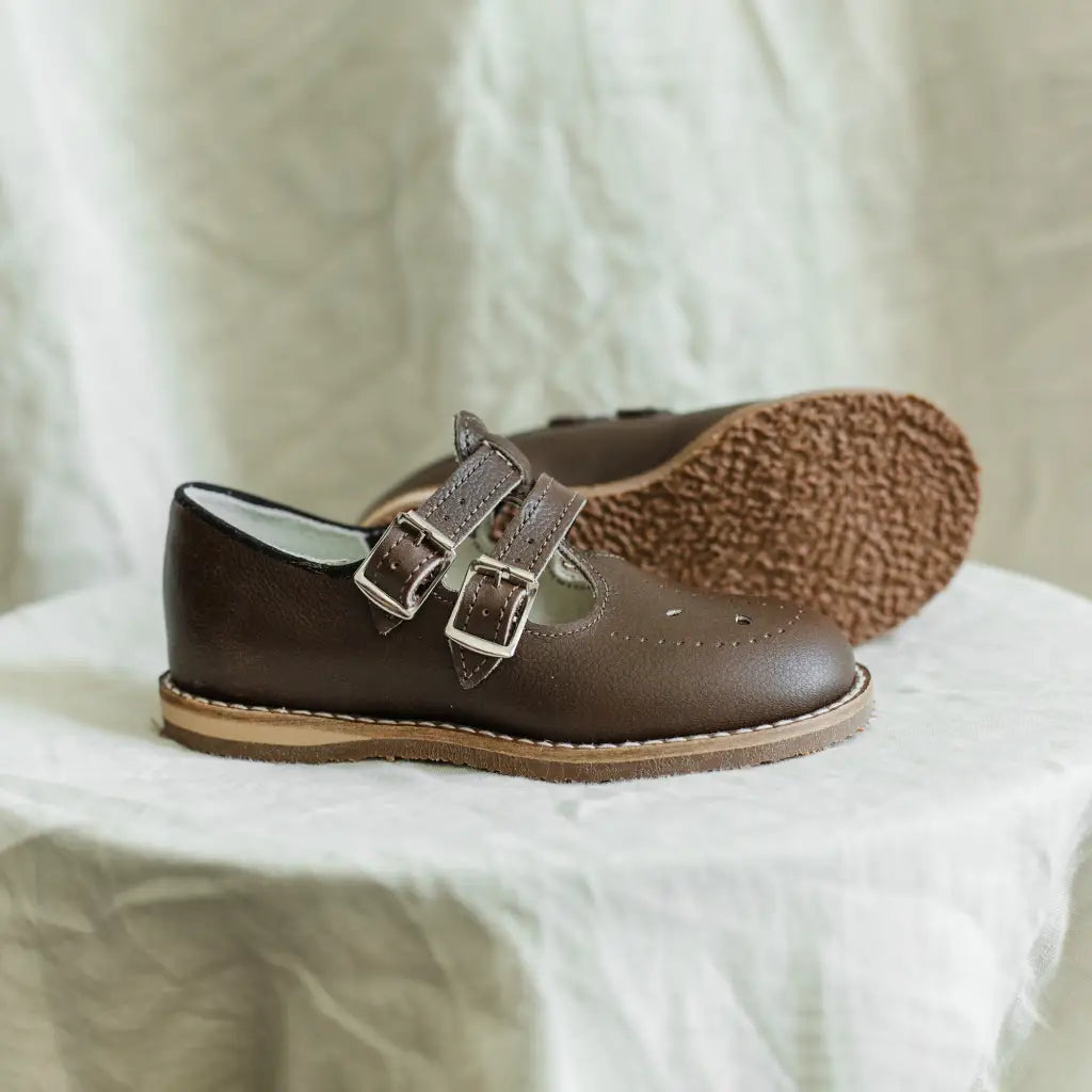 Claire T-strap - Brown