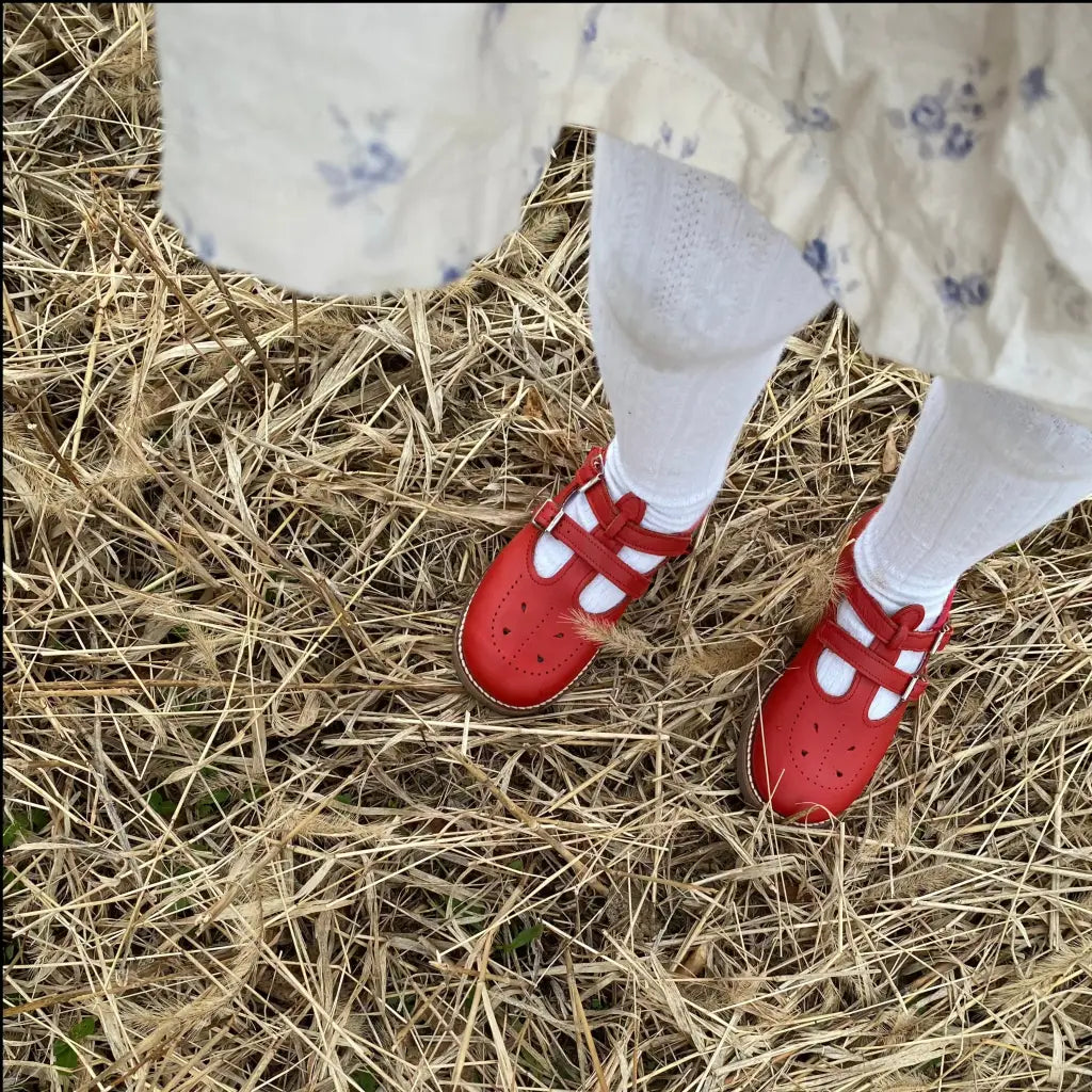 Claire T-strap - Red