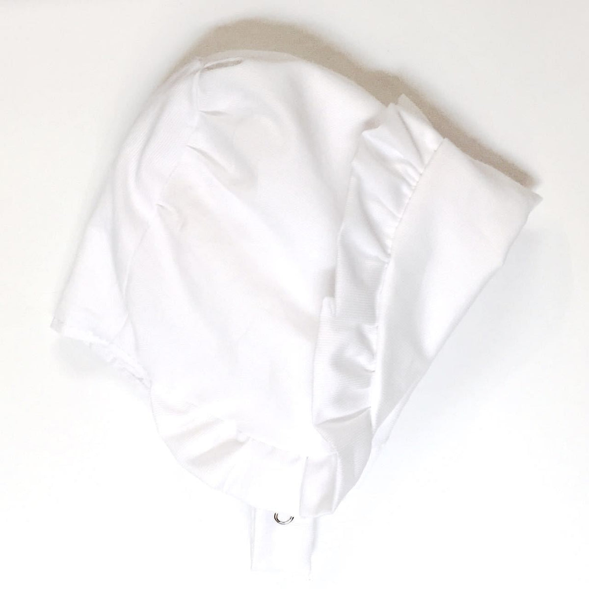 Bonnet In Classic Ruffles