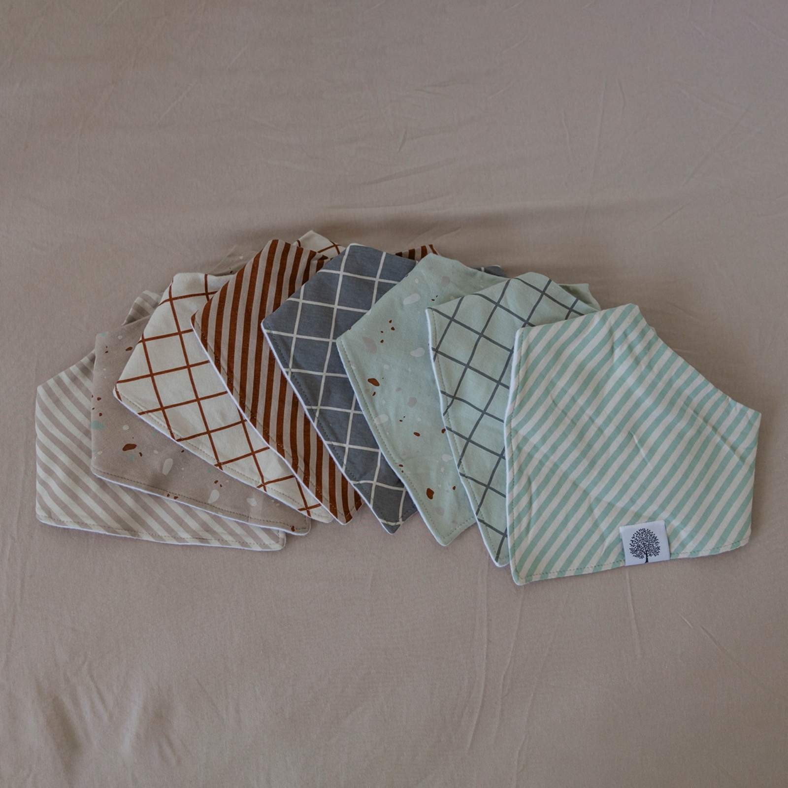 Clay Bandana Bib Set (8 Pack)