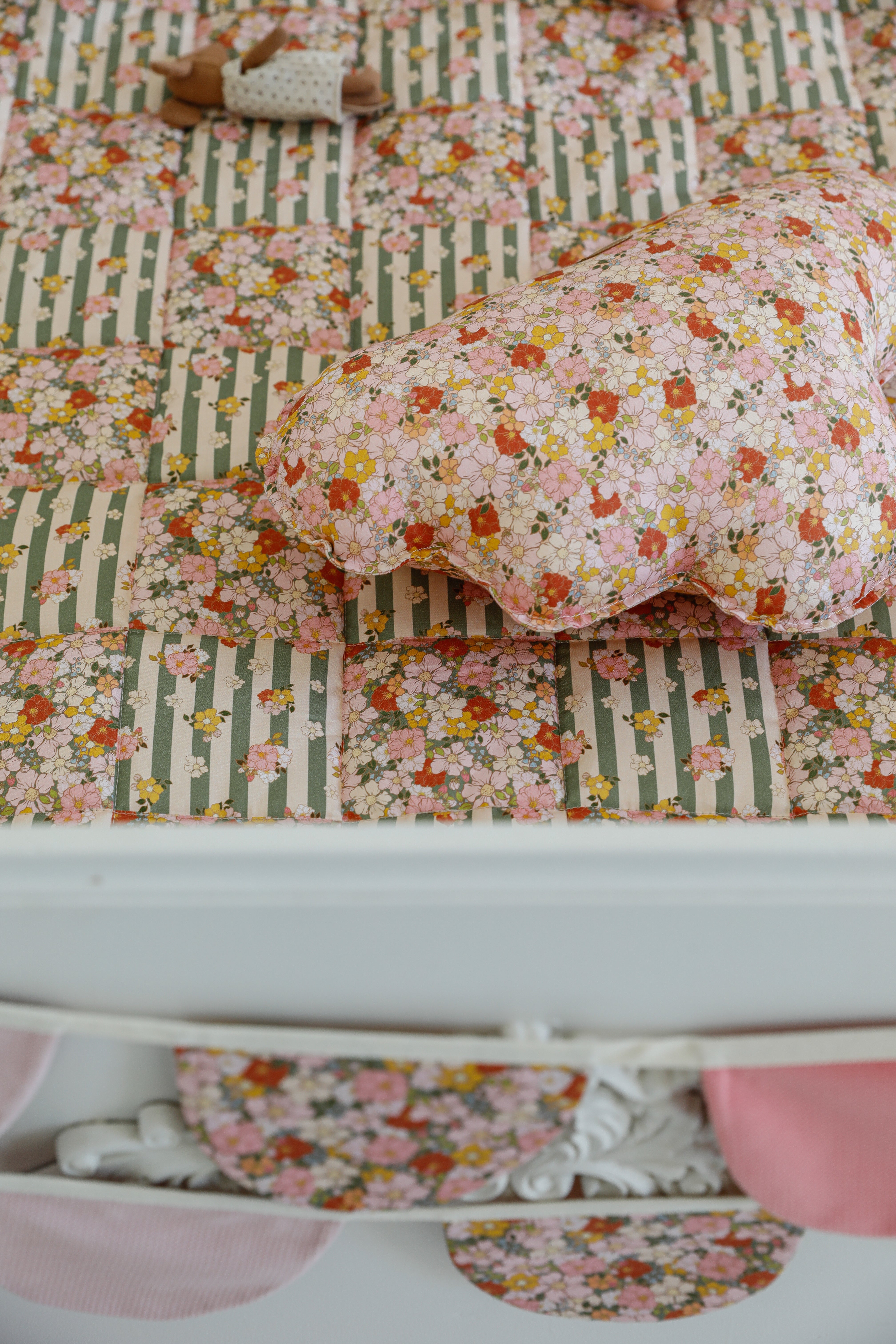 Satin Cotton "spring Garden" Cloud Pillow