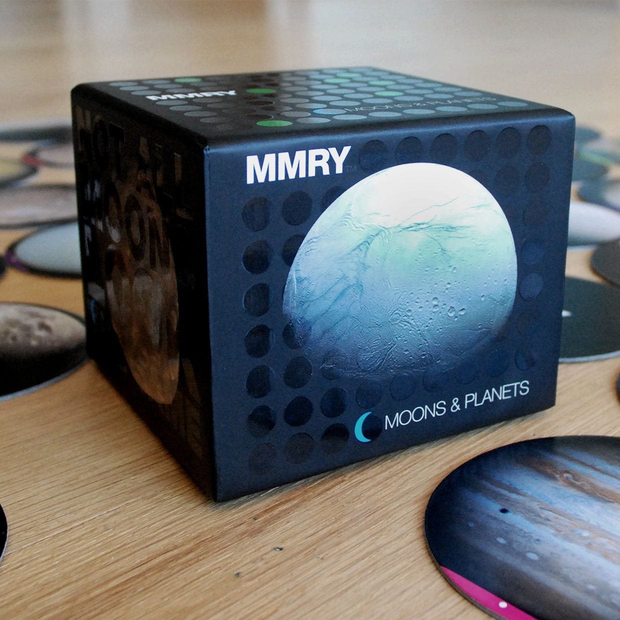Mmry: Moons & Planets