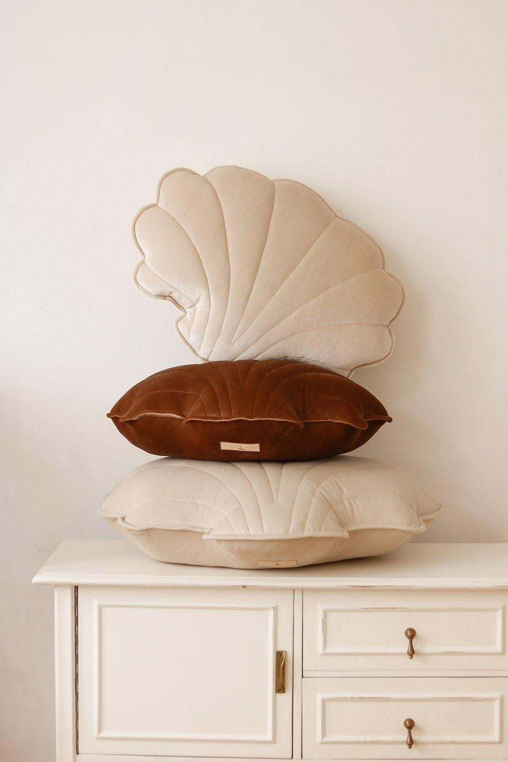 Velvet Cream Pearl Shell Pillow