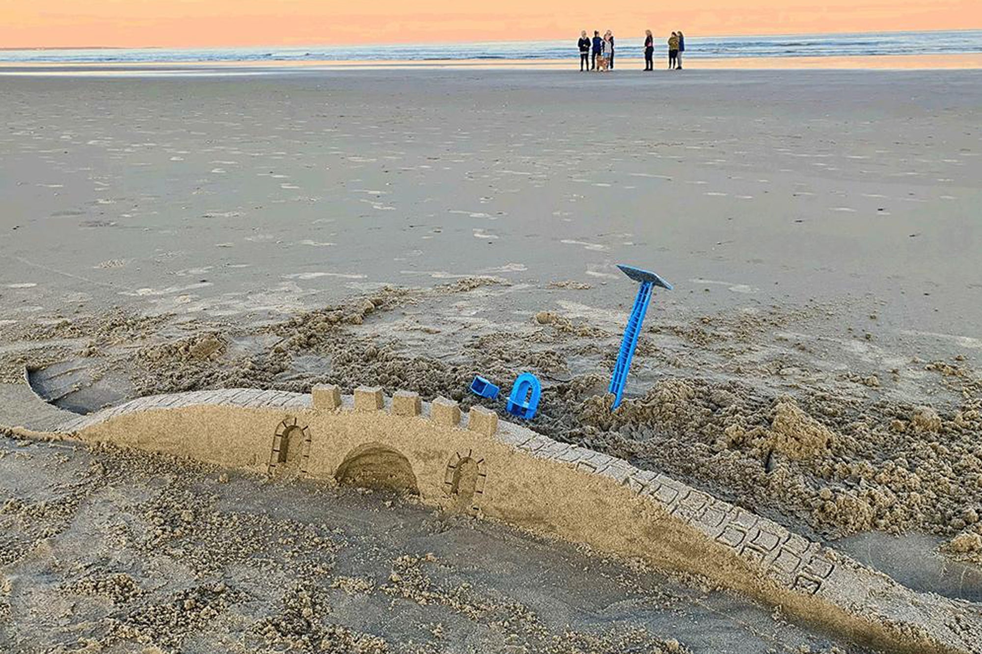 Tool Kit For Perfect Mermaids, Dolphins Or Dragons On The Beach