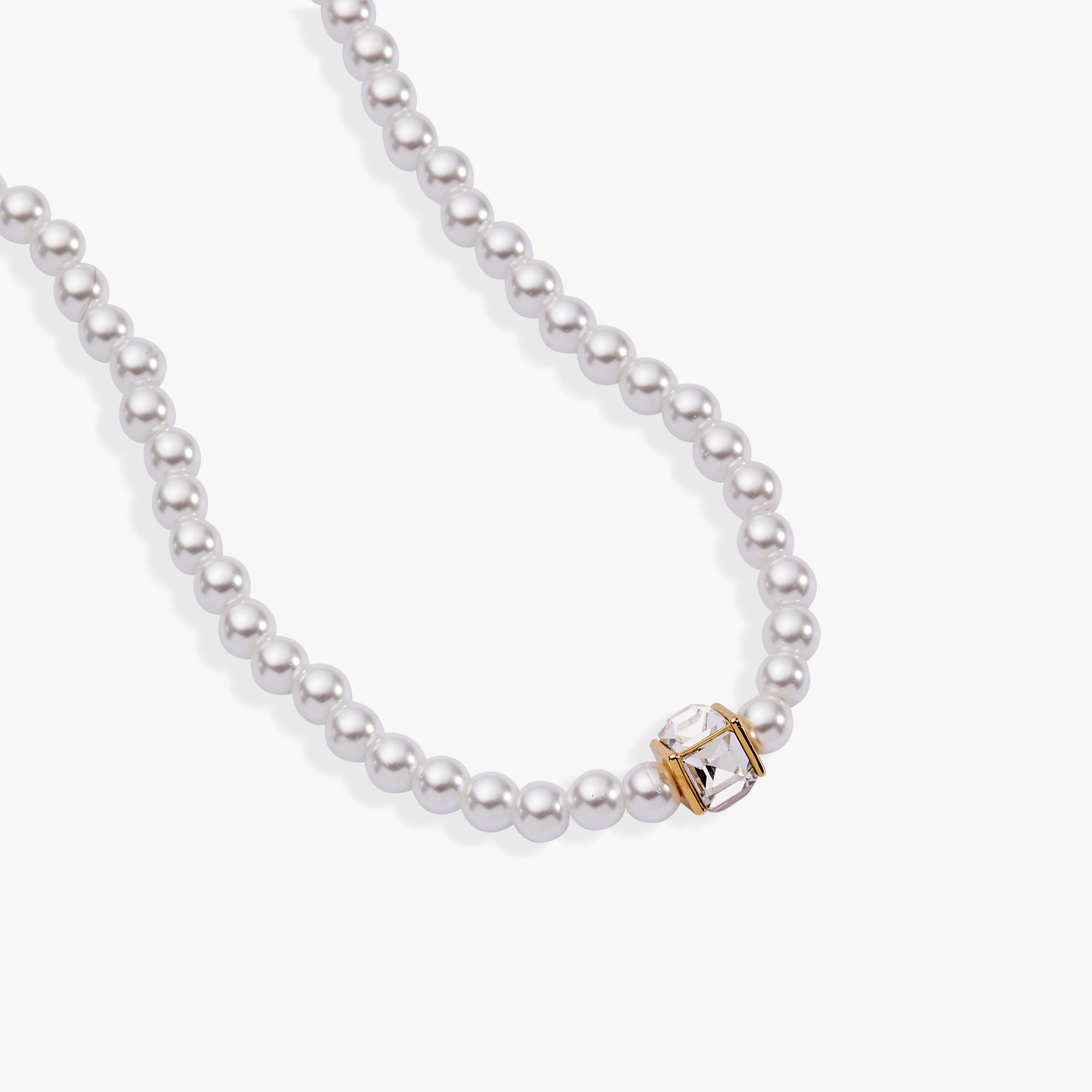 Crystal And Pearl Beaded Necklace