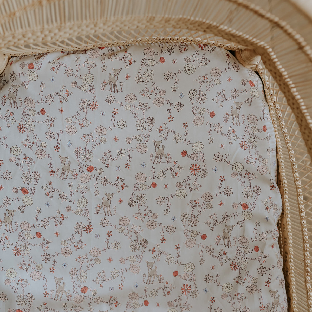 Into The Woodlands Crib Sheet - Ivory