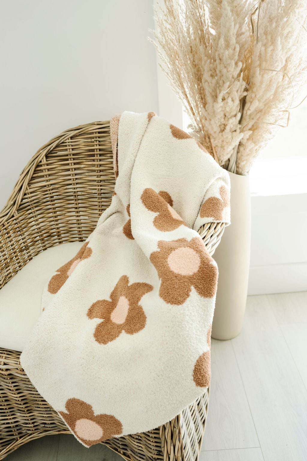 Plush Blanket - Caramel Daisy
