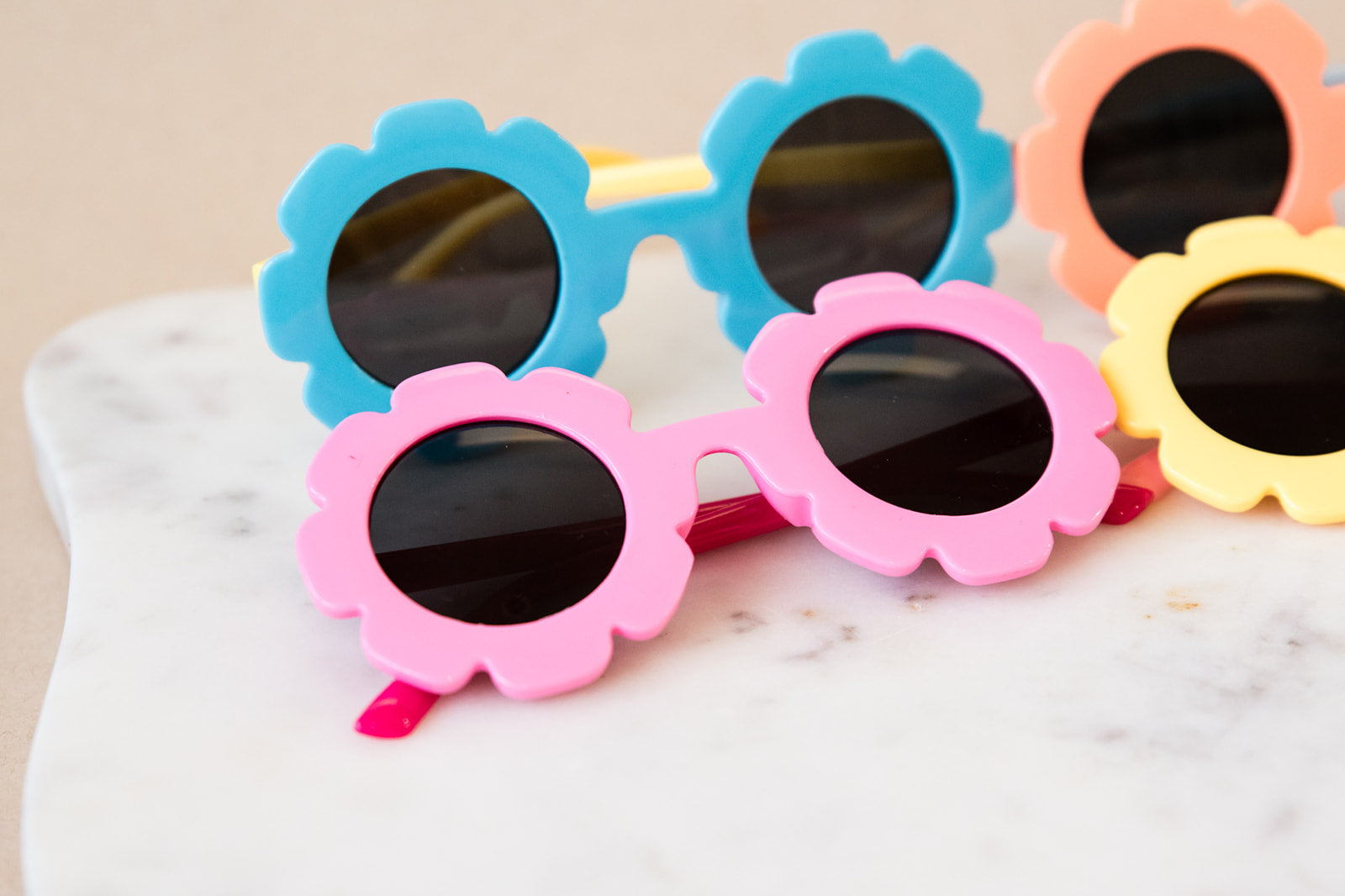 Toddler & Kid Daisy Sunglasses - Pink & Pink